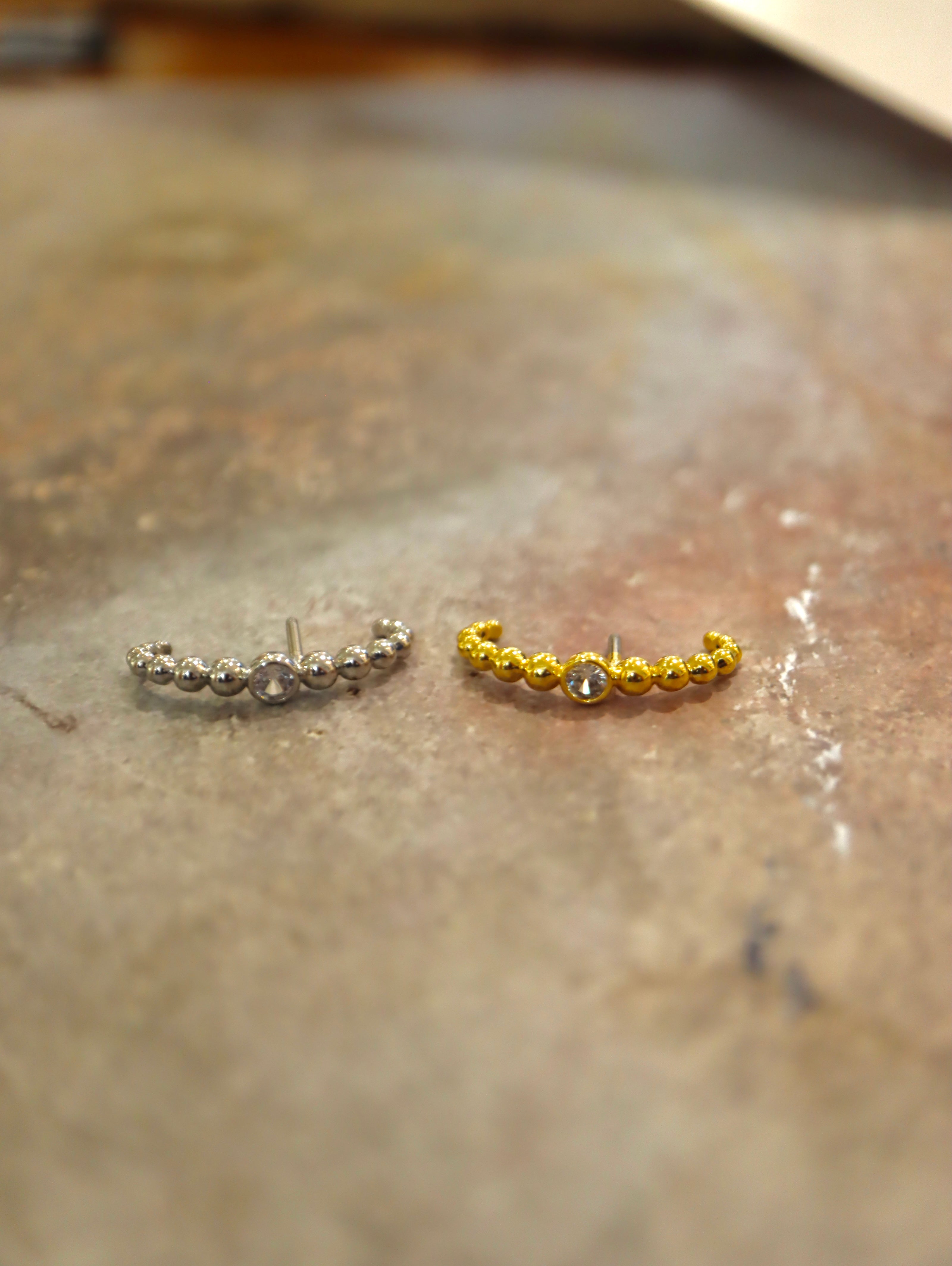 Round cz illusion piercing earring (1pc)