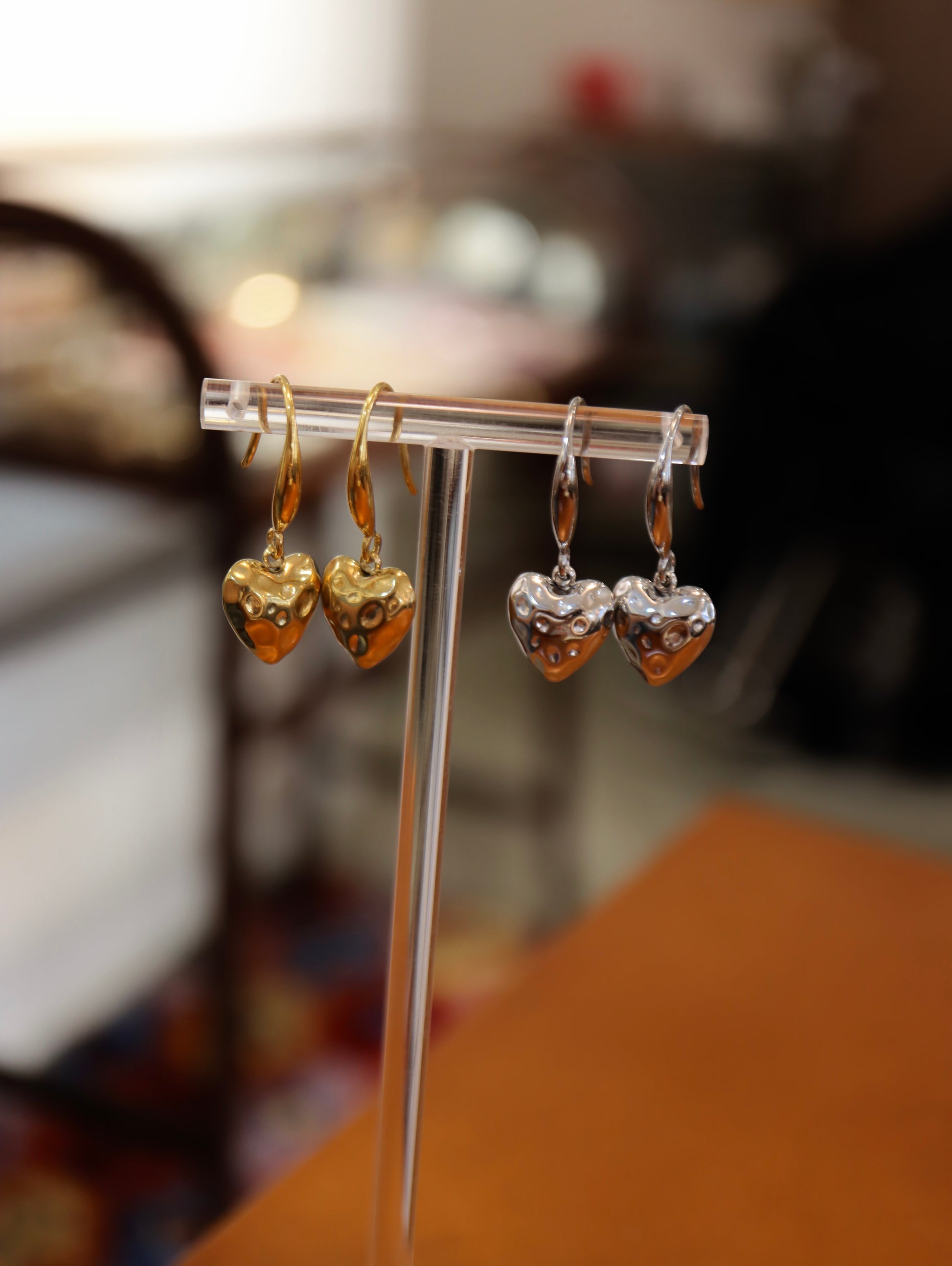 Drop heart wire hook earrings