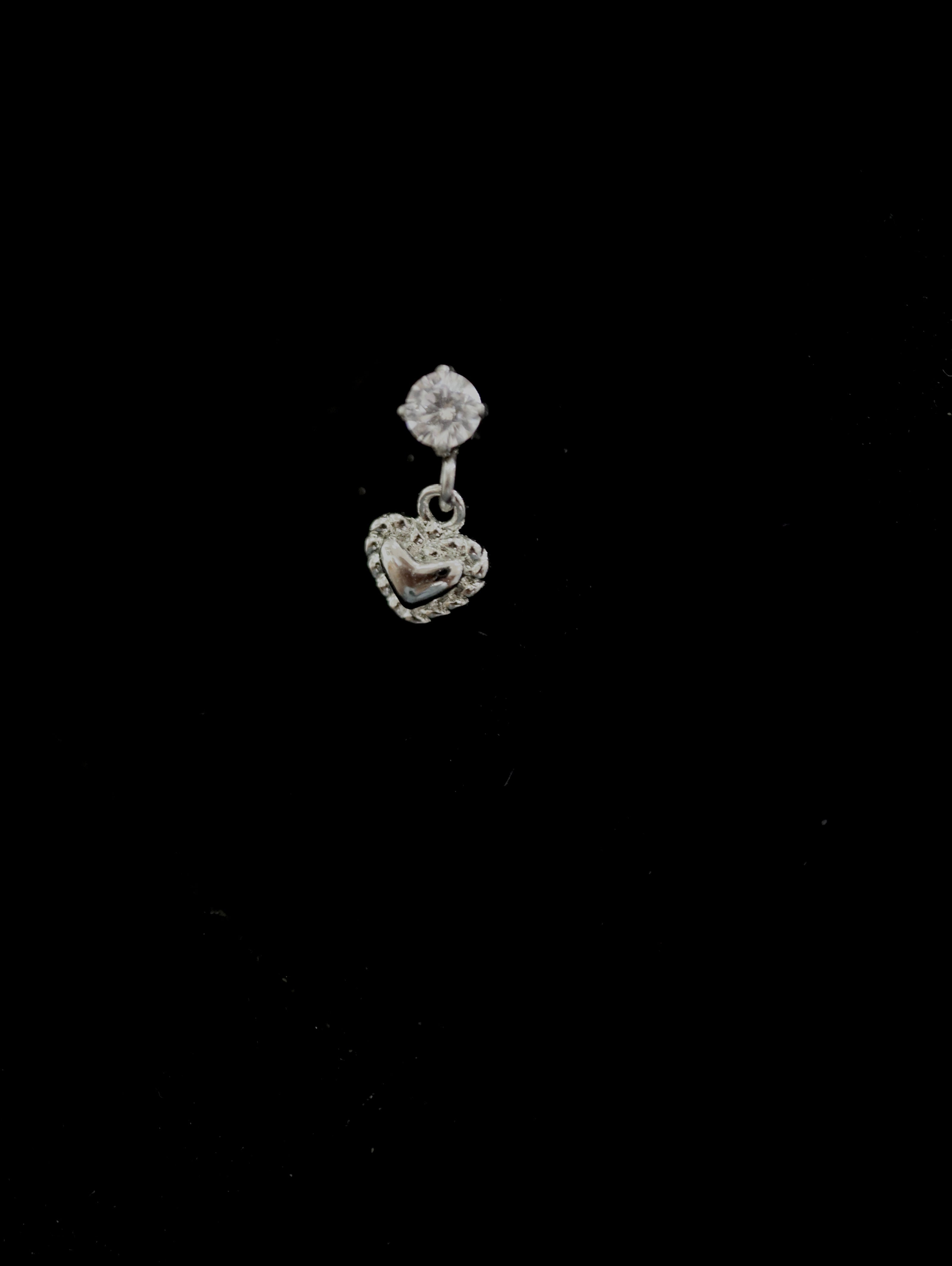 Dangling heart surgical steel stud earring piercing (1pc)