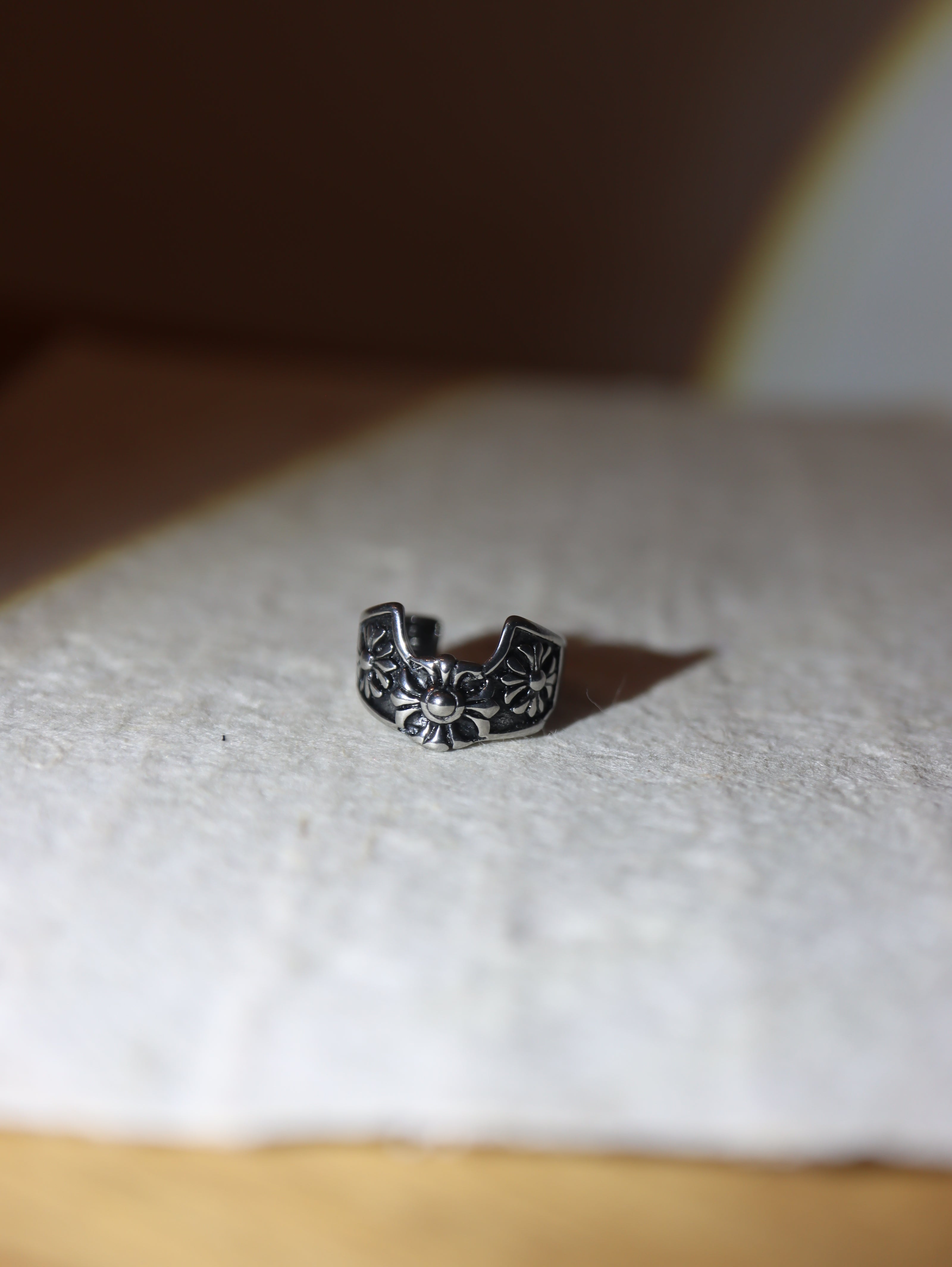 Surgical Steel Unisex Earcuff
