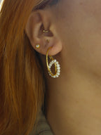 Interlock pearl earrings