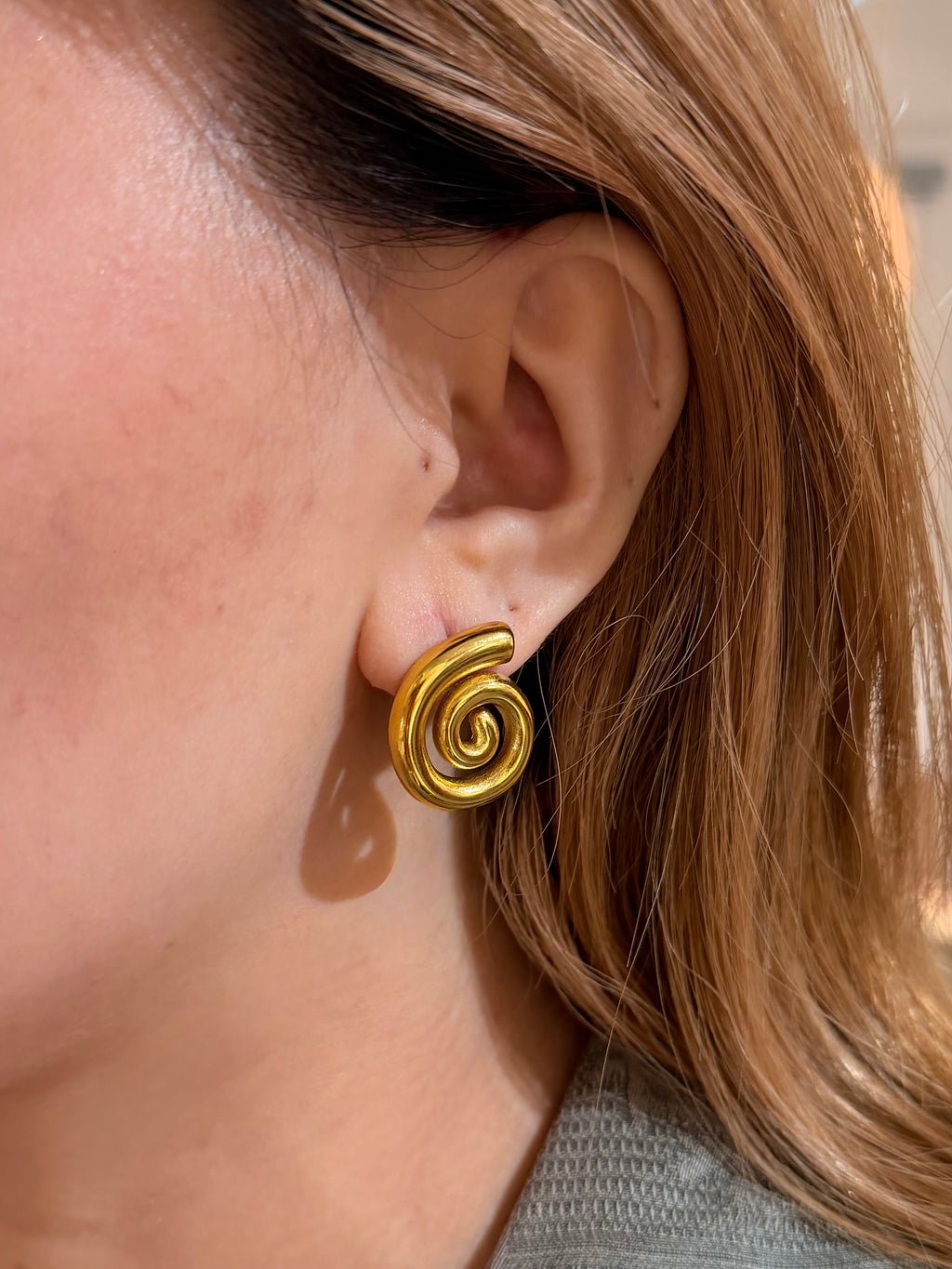 Spiral stainless steel earrings