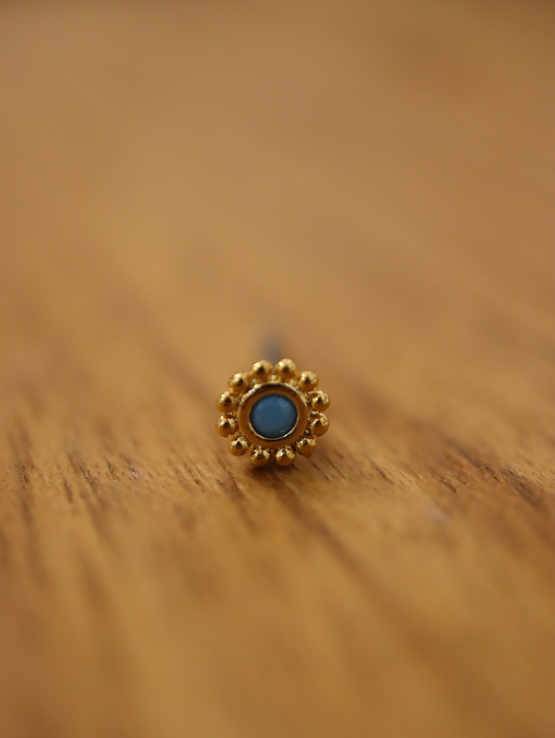 Beaded mini piercing earring (1pc)