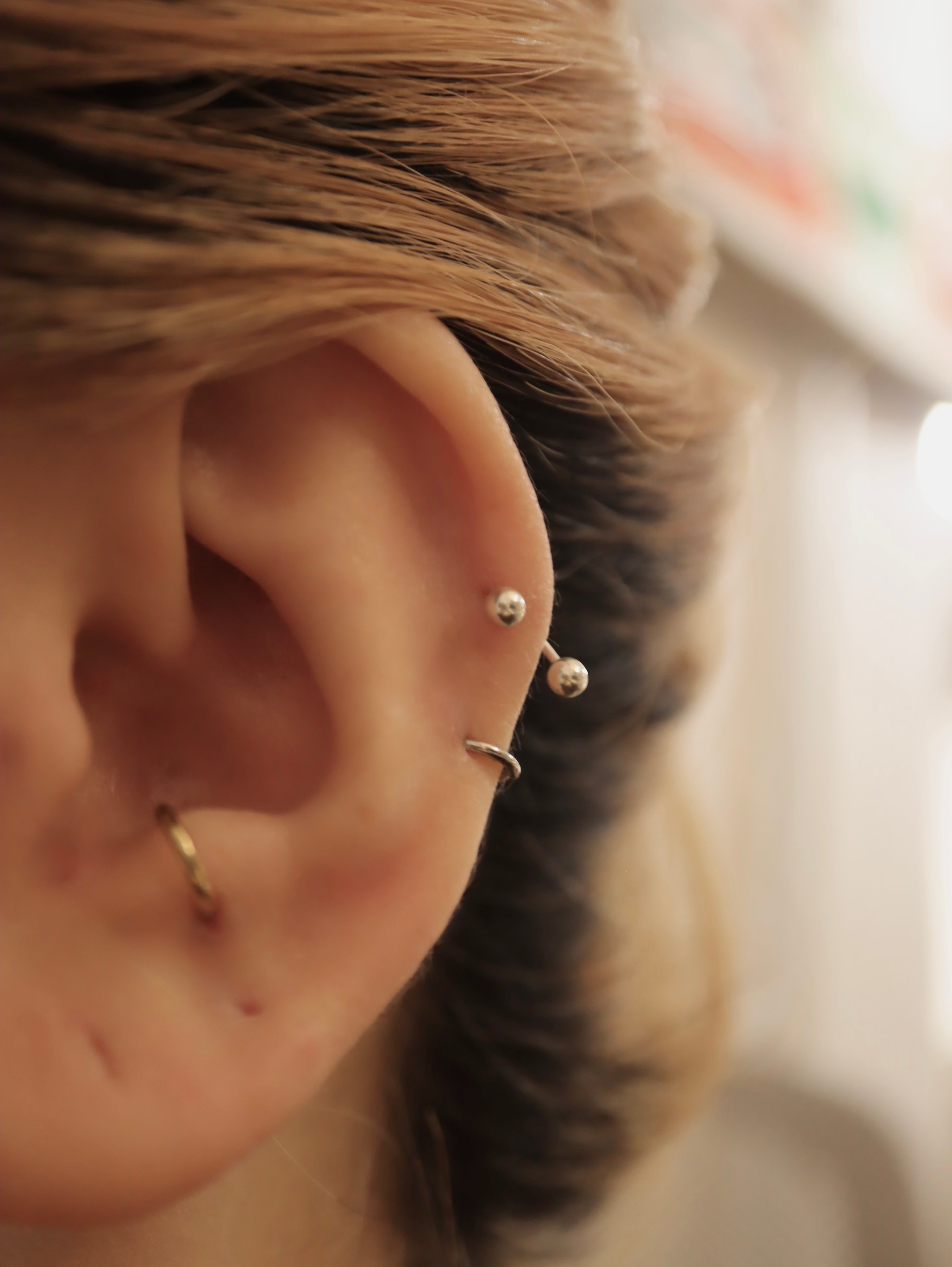Curved ball back 925 silver earring