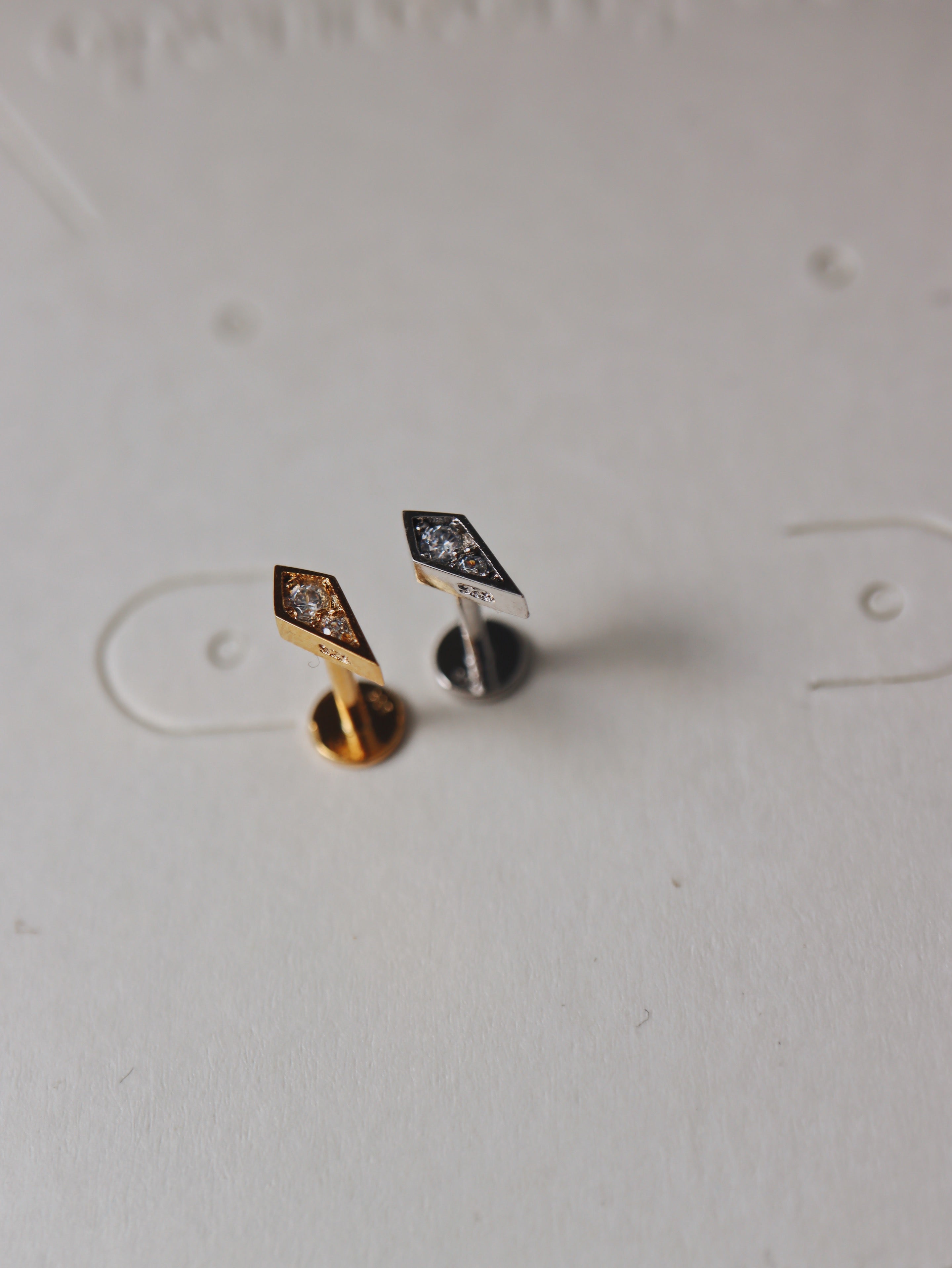Kite cz flat back s925 piercing (1pc)