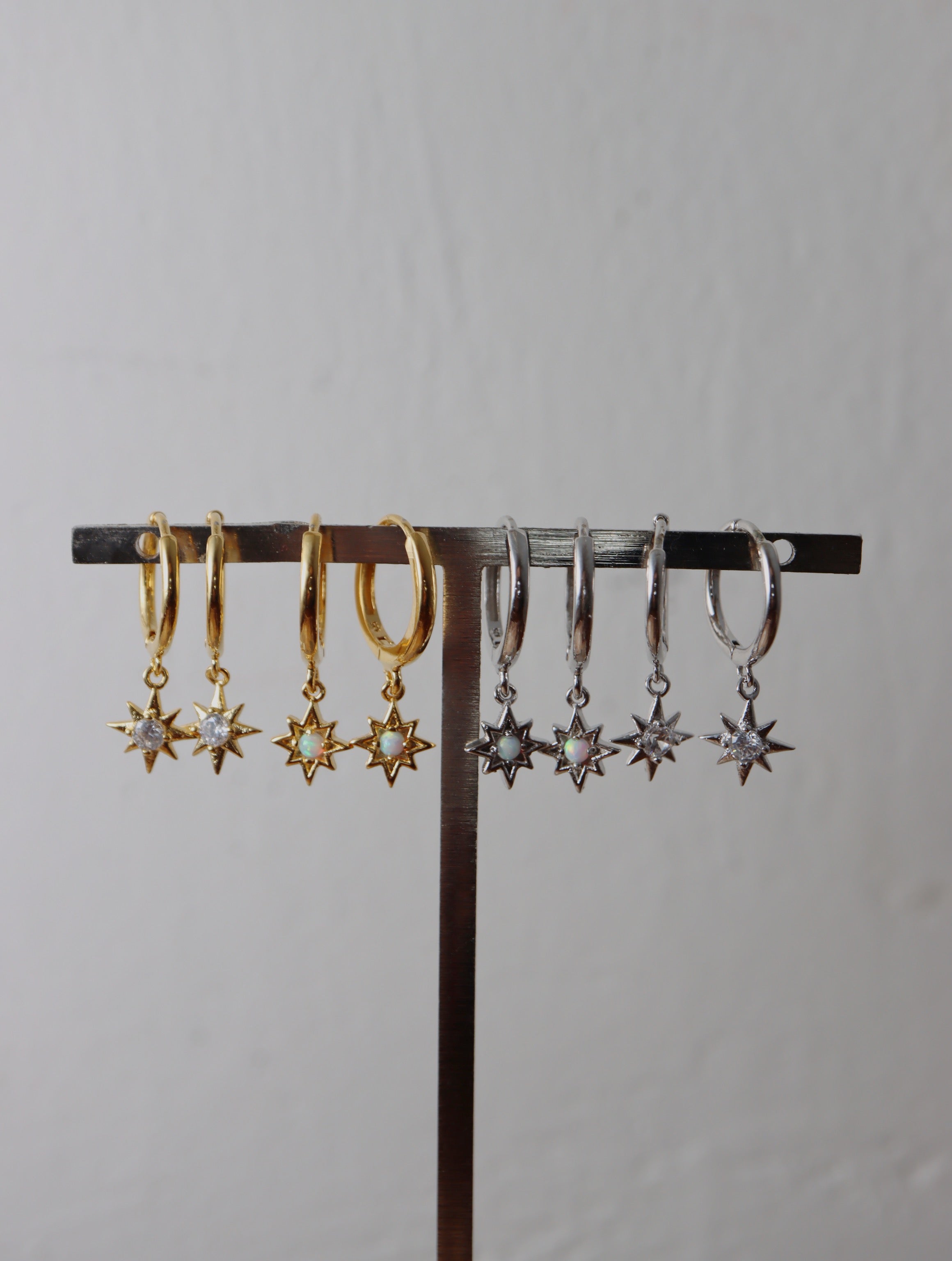 Starburst opal silver925 hinge hoop earrings