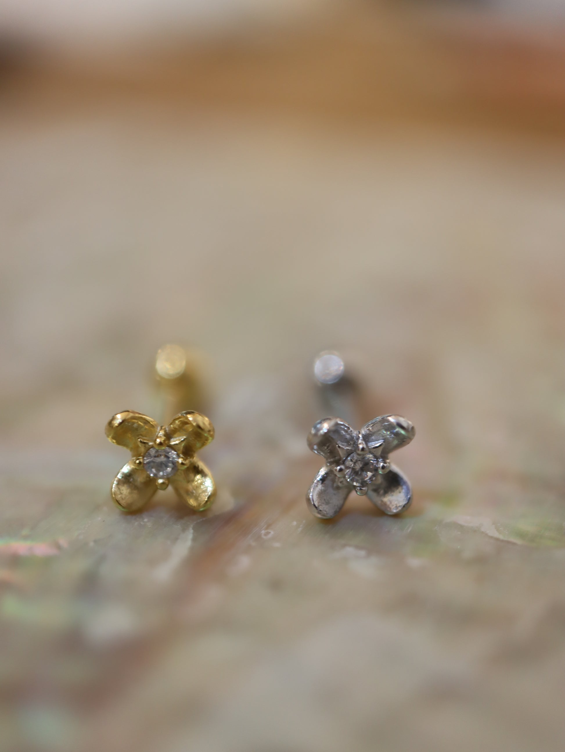 4petal flower cz stud 925 piercing