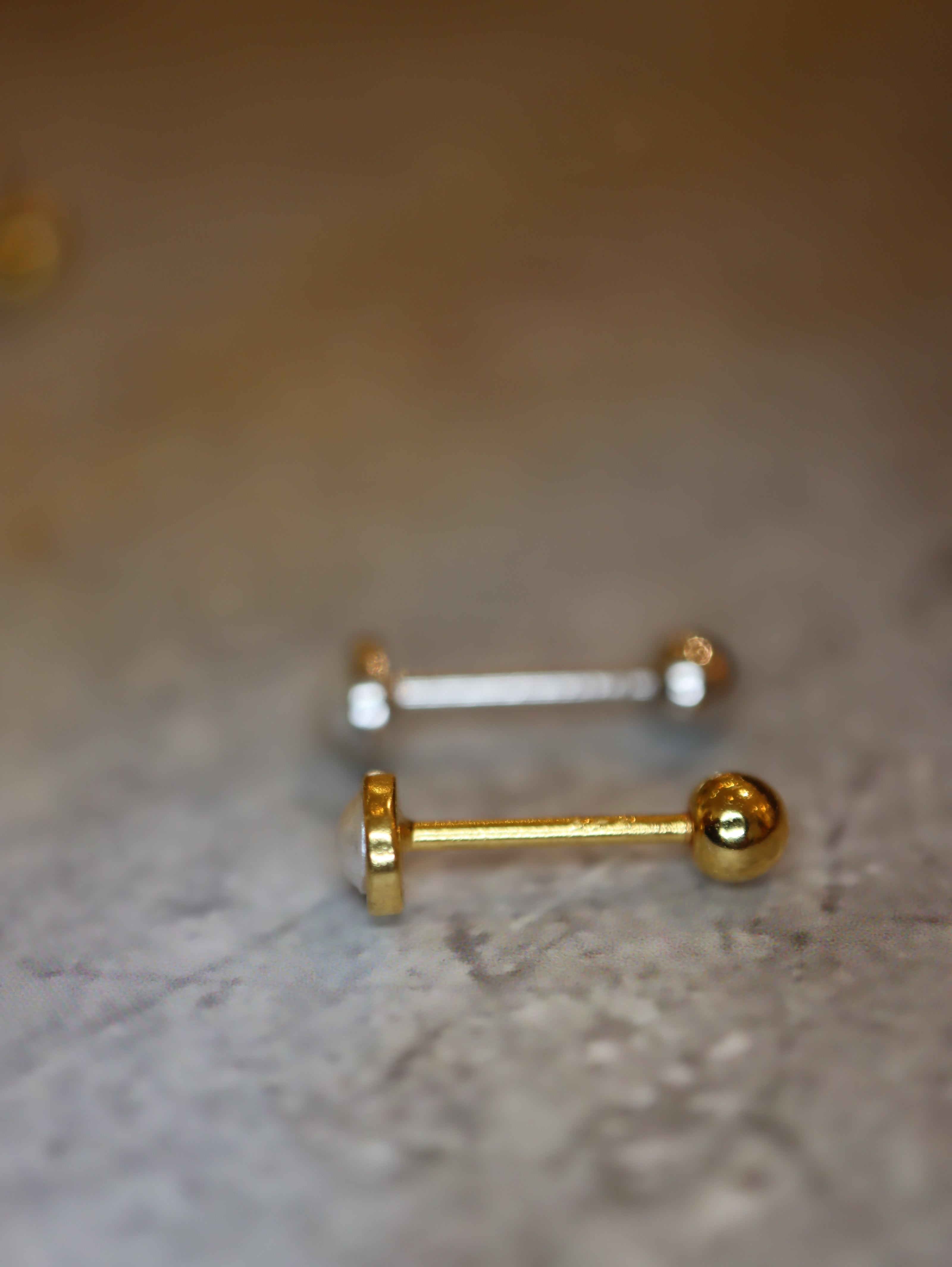 Round pearl stud 925 silver piercing earring (1pc)