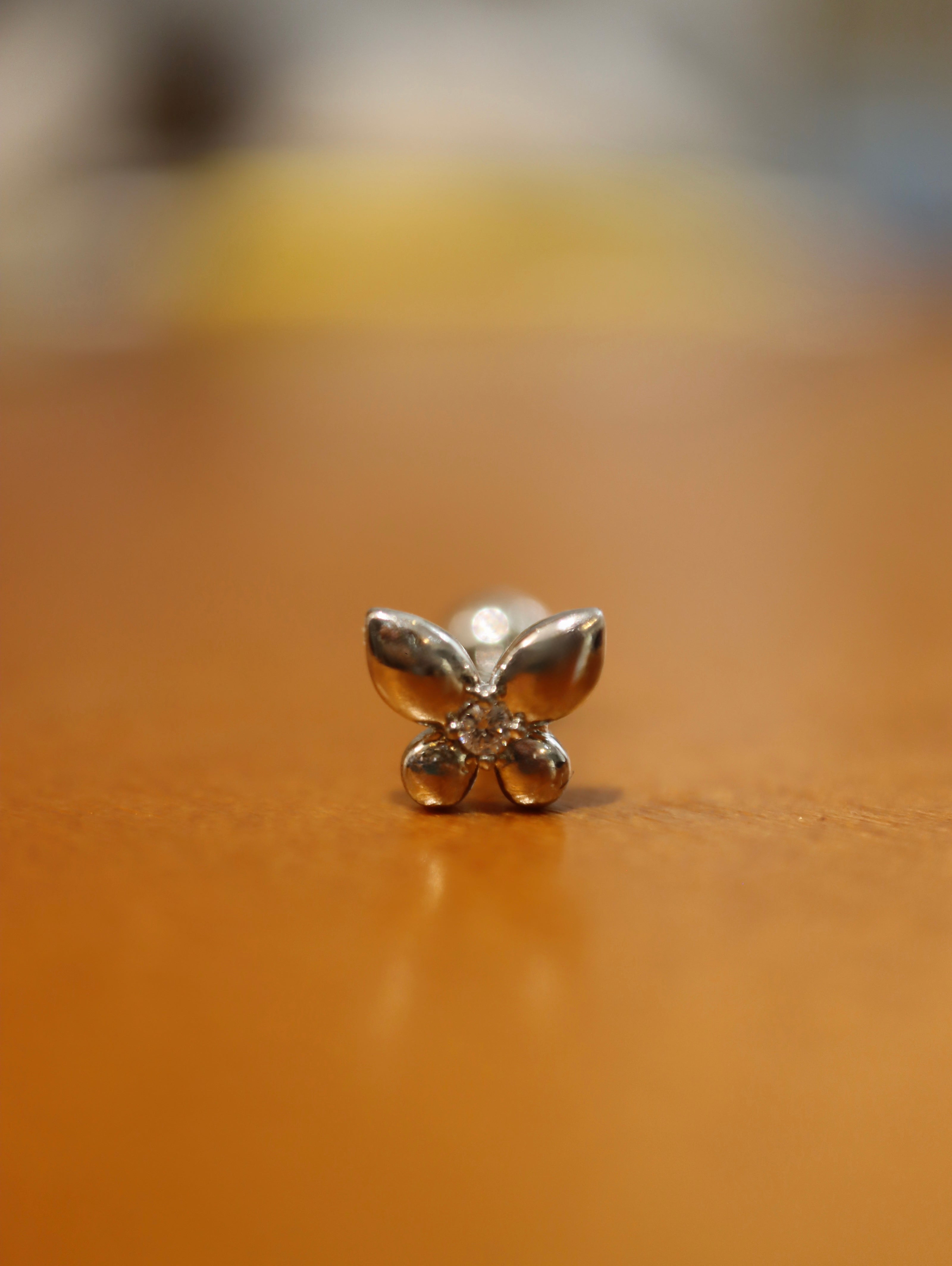 Butterfly shape stud surgical steel piercing (1pc)