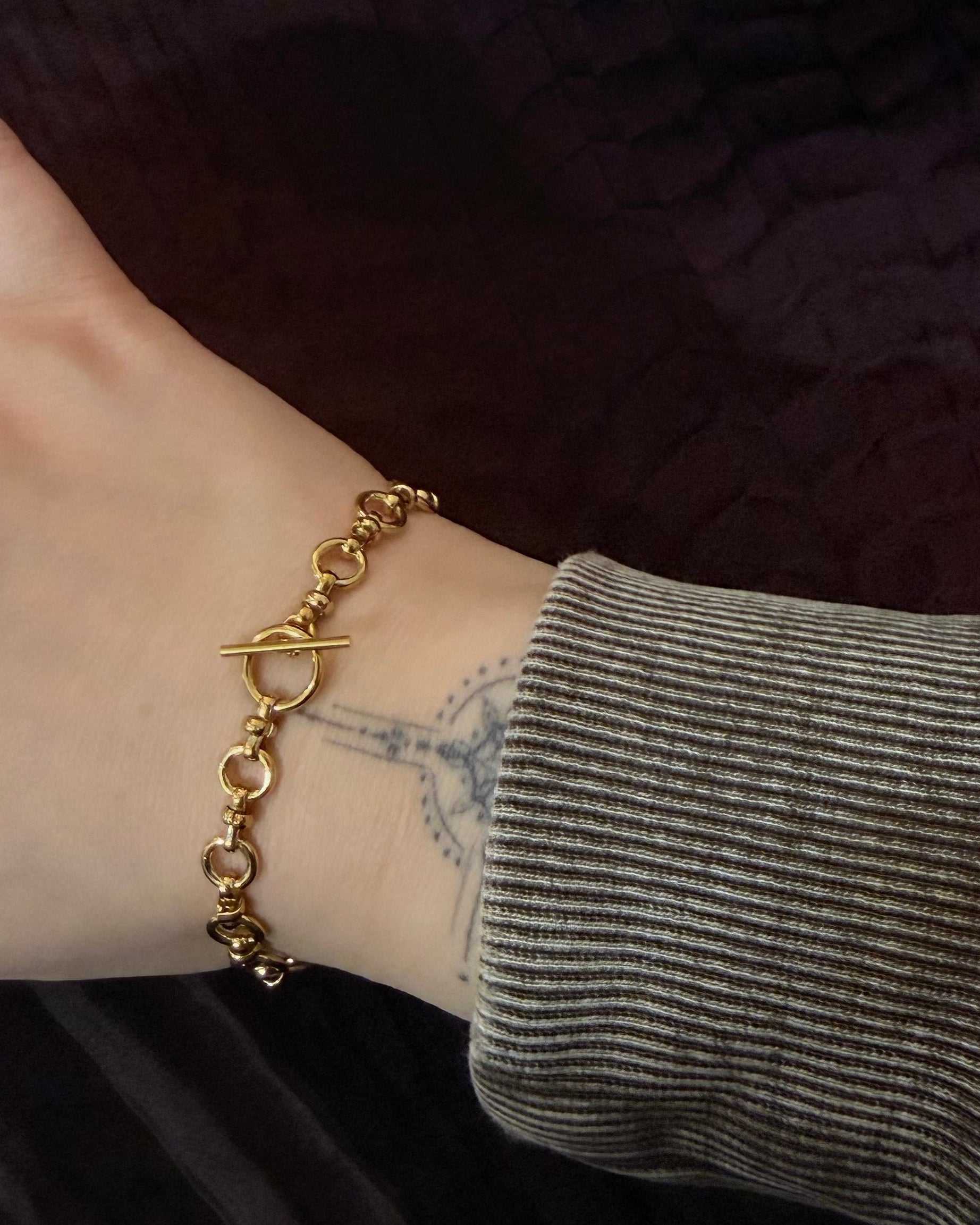 Interlock stainless steel bracelet