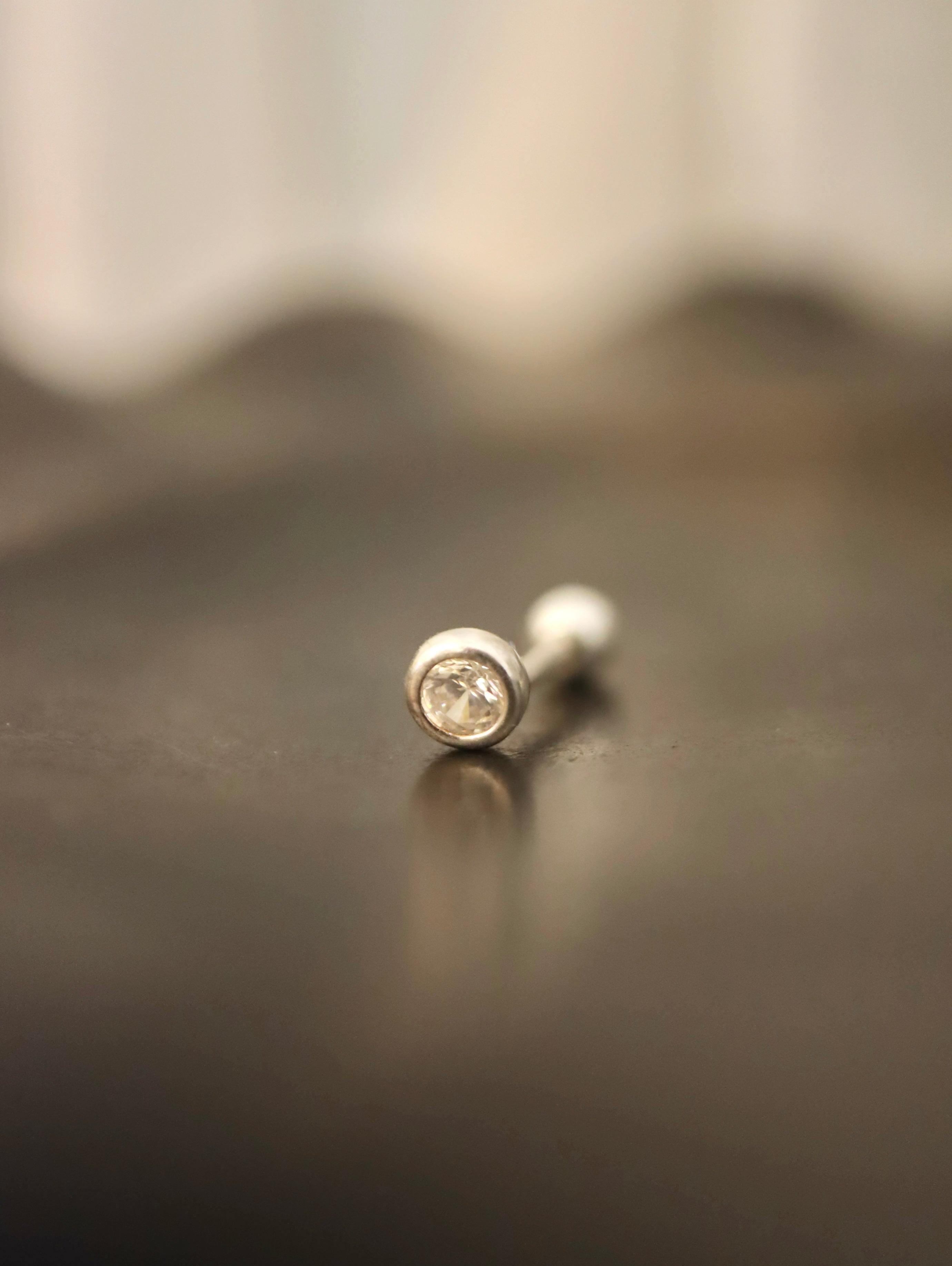 Round cz 925 silver stud piercing (1pc)