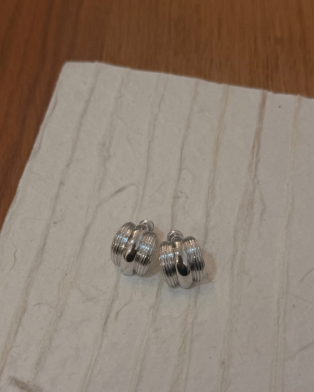 Ridge brass earrings