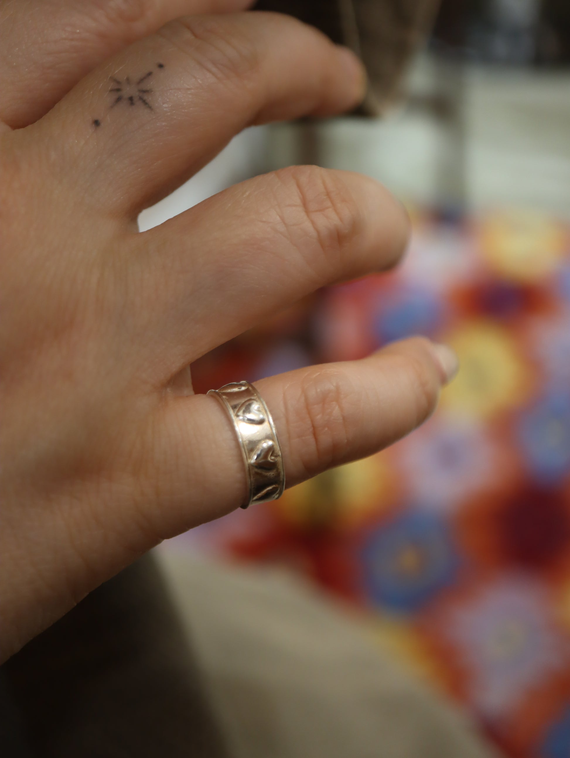 Embossed heart 925 silver pinky / midi ring
