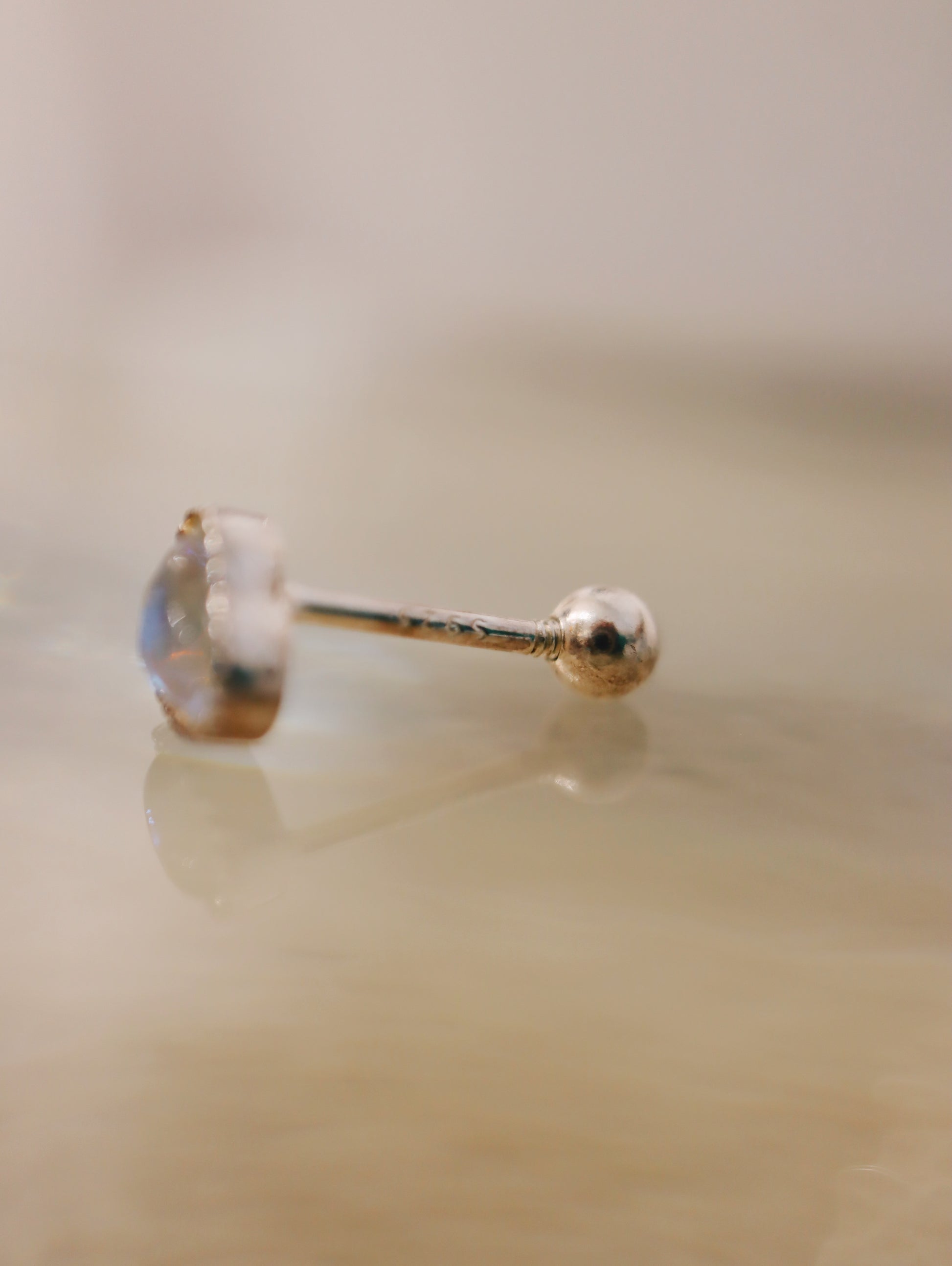 Heart moonstone 925 silver piercing earring (1pc)