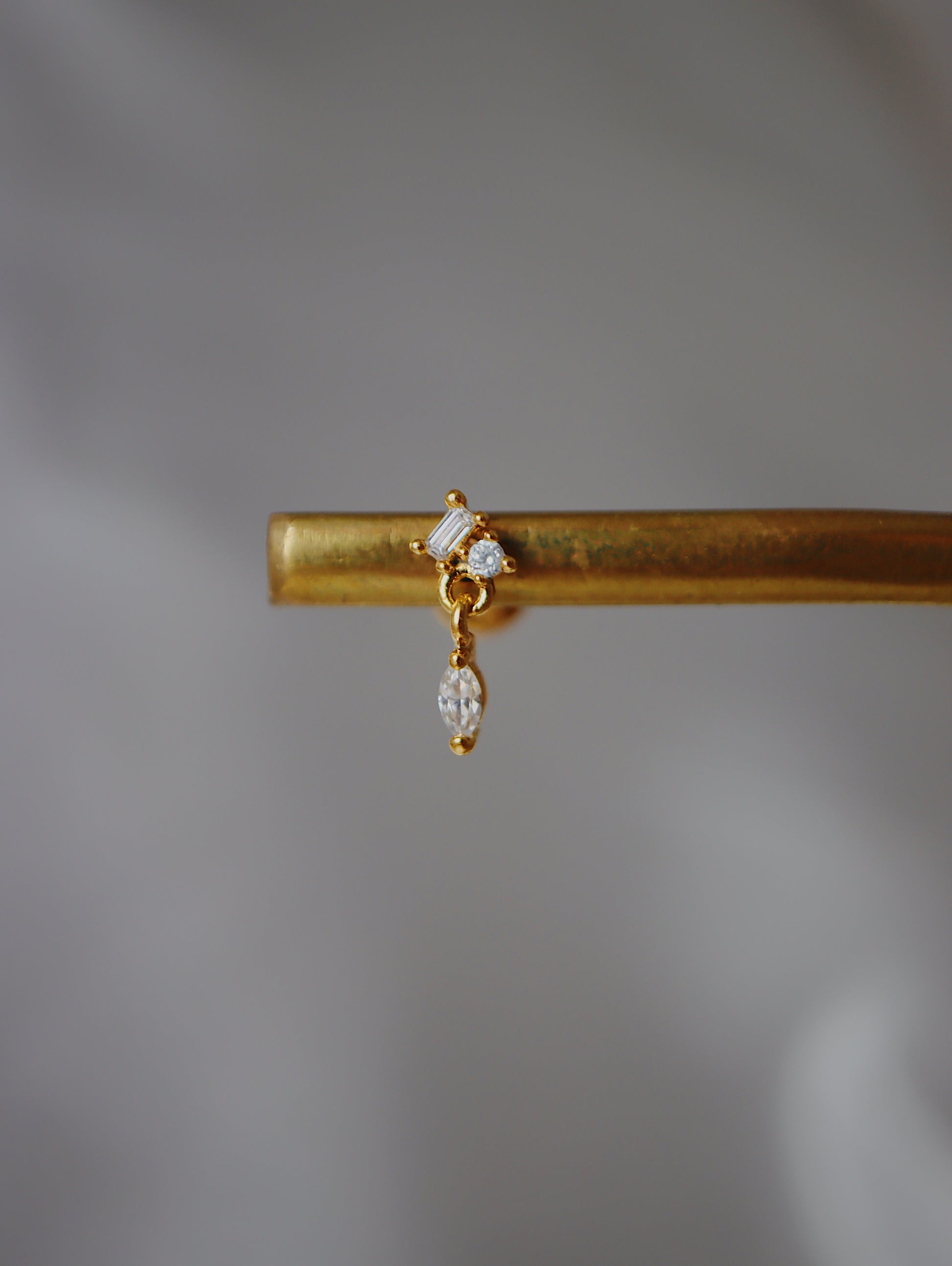 Drop cz flat back s925 piercing