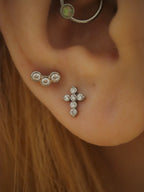Triple cz surgical steel stud piercing