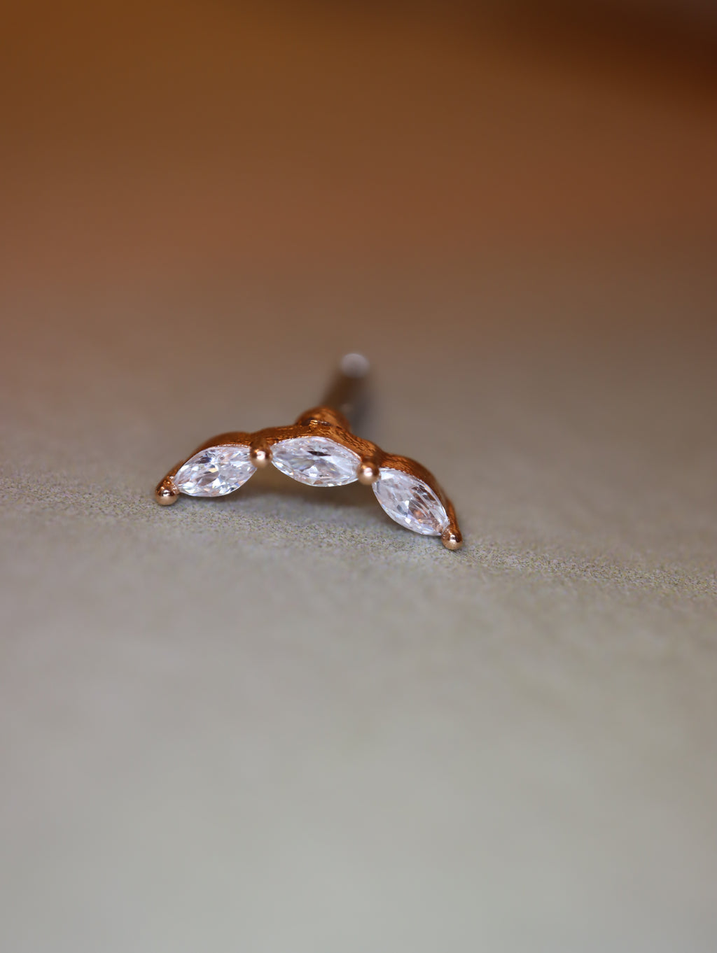 Cz curve bar surgical steel piercing
