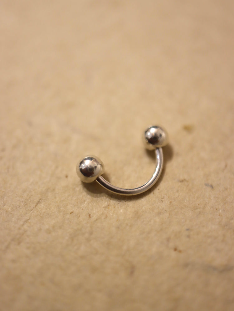 Curved ball back 925 silver earring