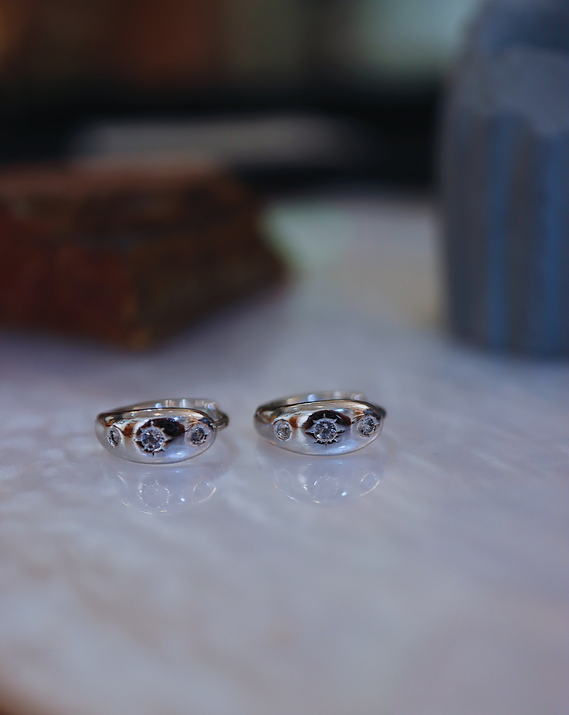 Silver925 sparkle cz hinged earrings