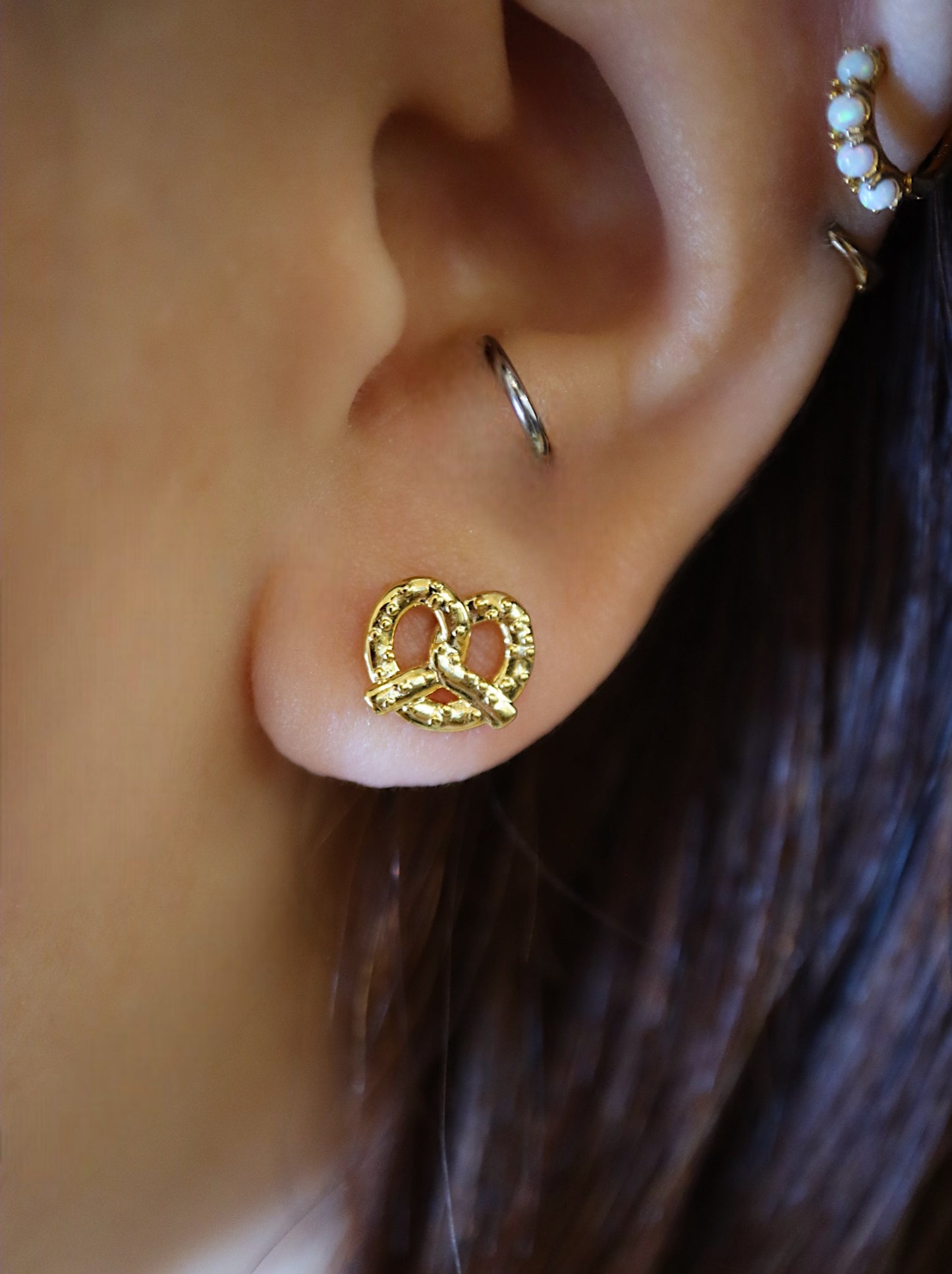 Pretzel brass earrings (silver post)