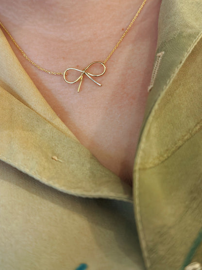 Ribbon brass necklace