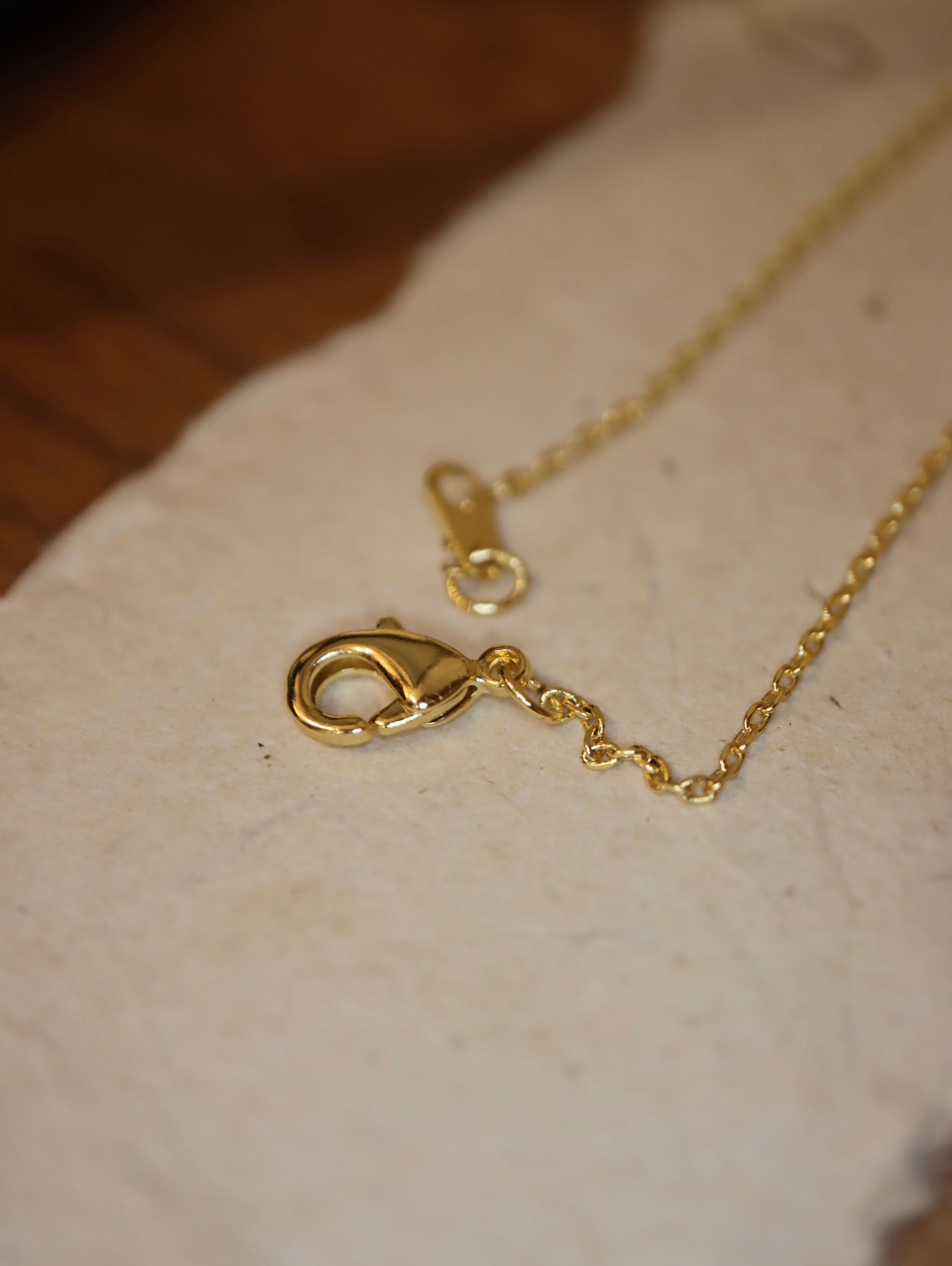 Rhombus Starlet brass necklace