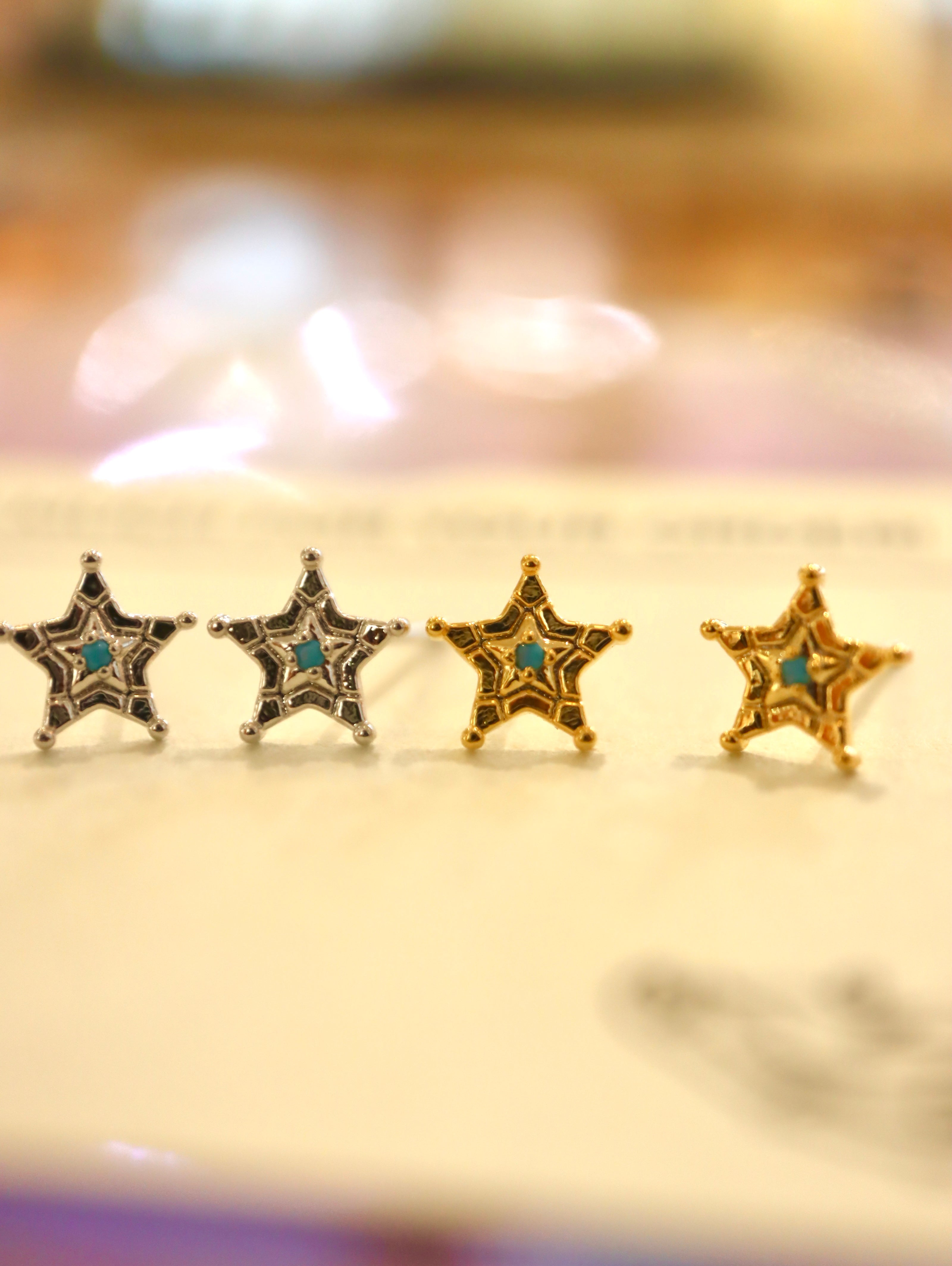Star stud brass earrings