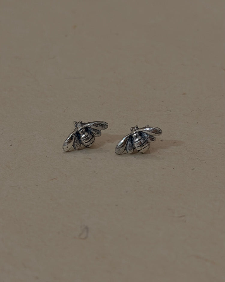 Bee stud 925 silver earrings