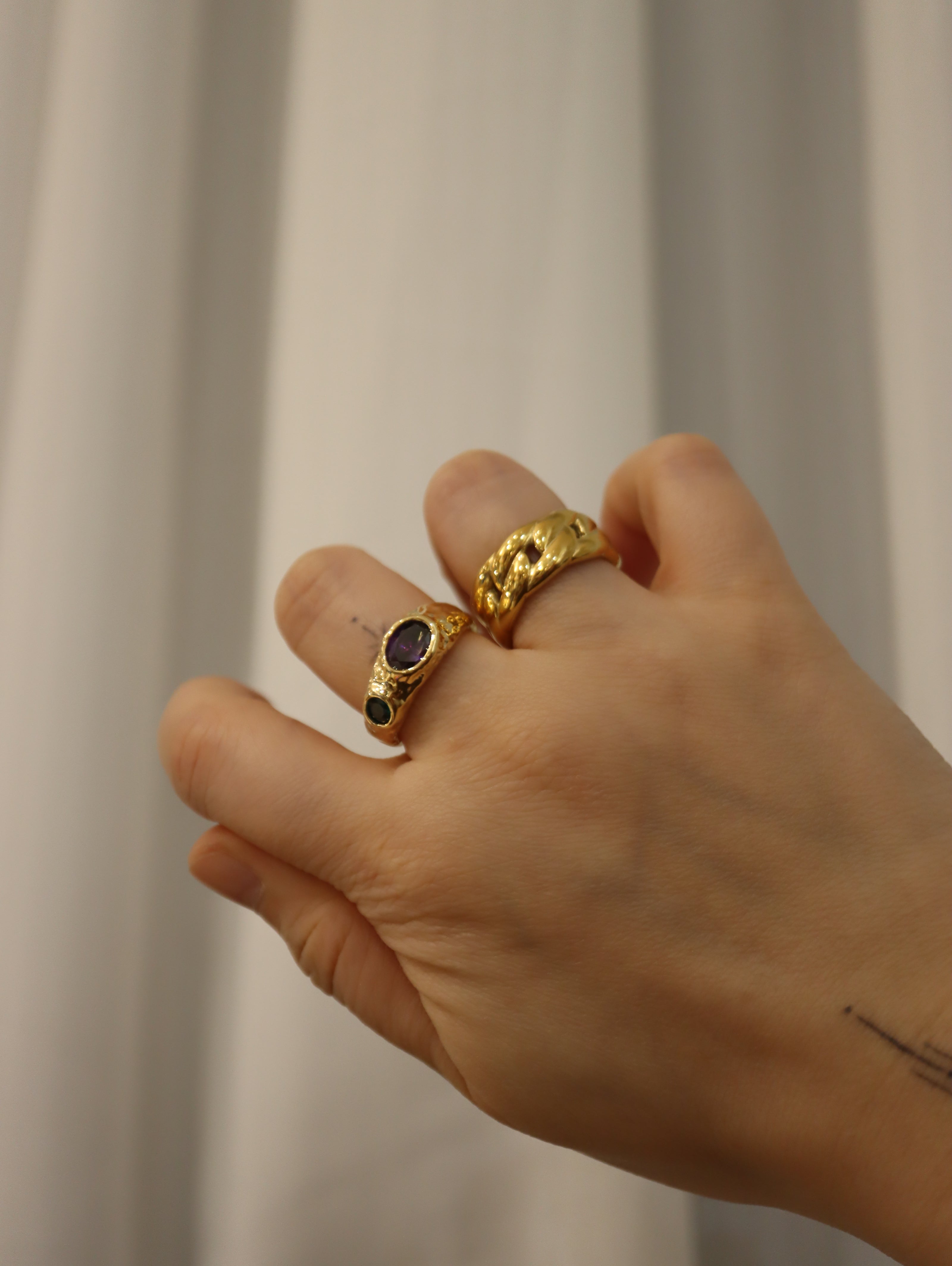 Interlock stainless steel ring