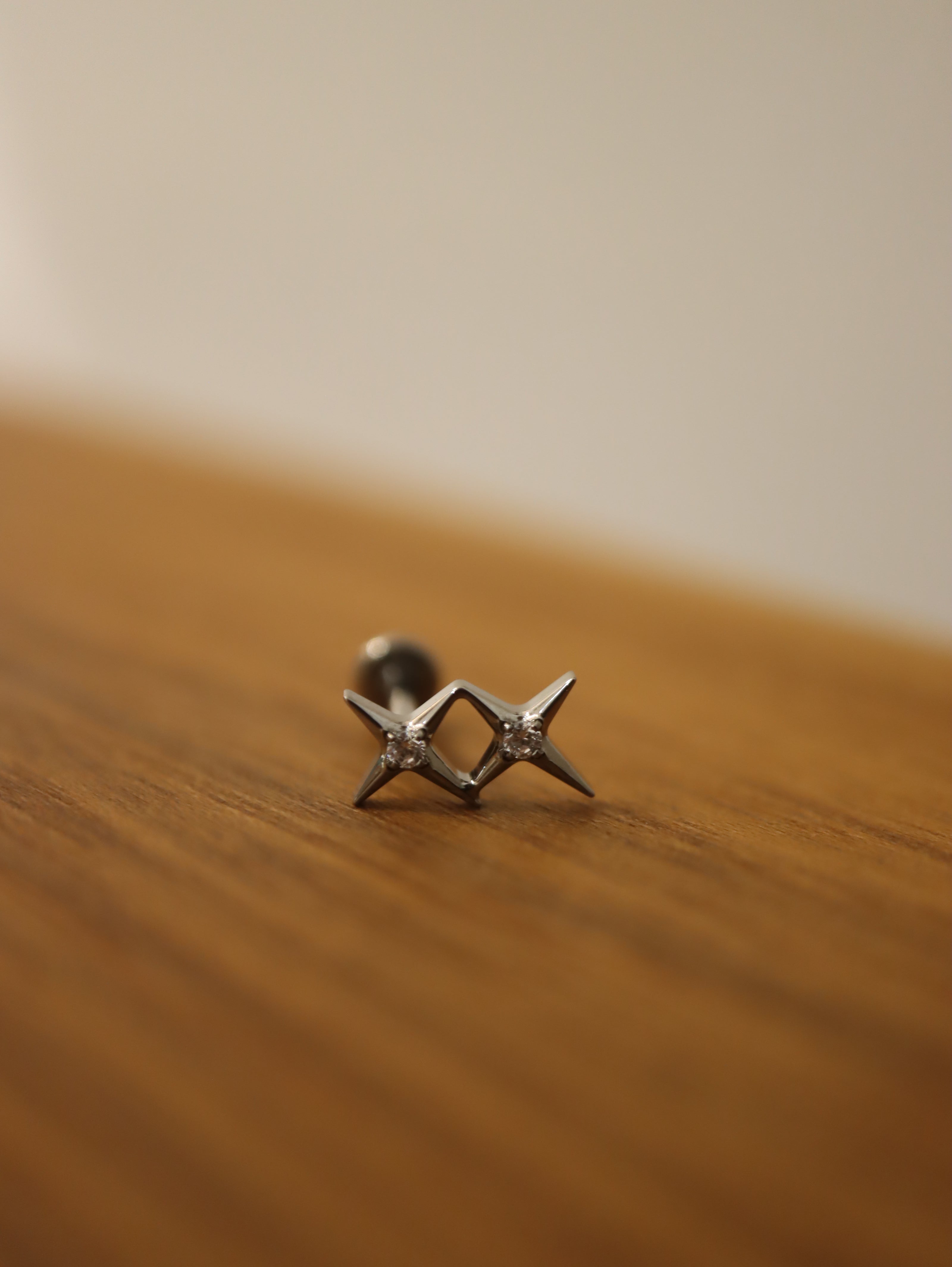 Titanium G23 Double star cz earring (1pc)