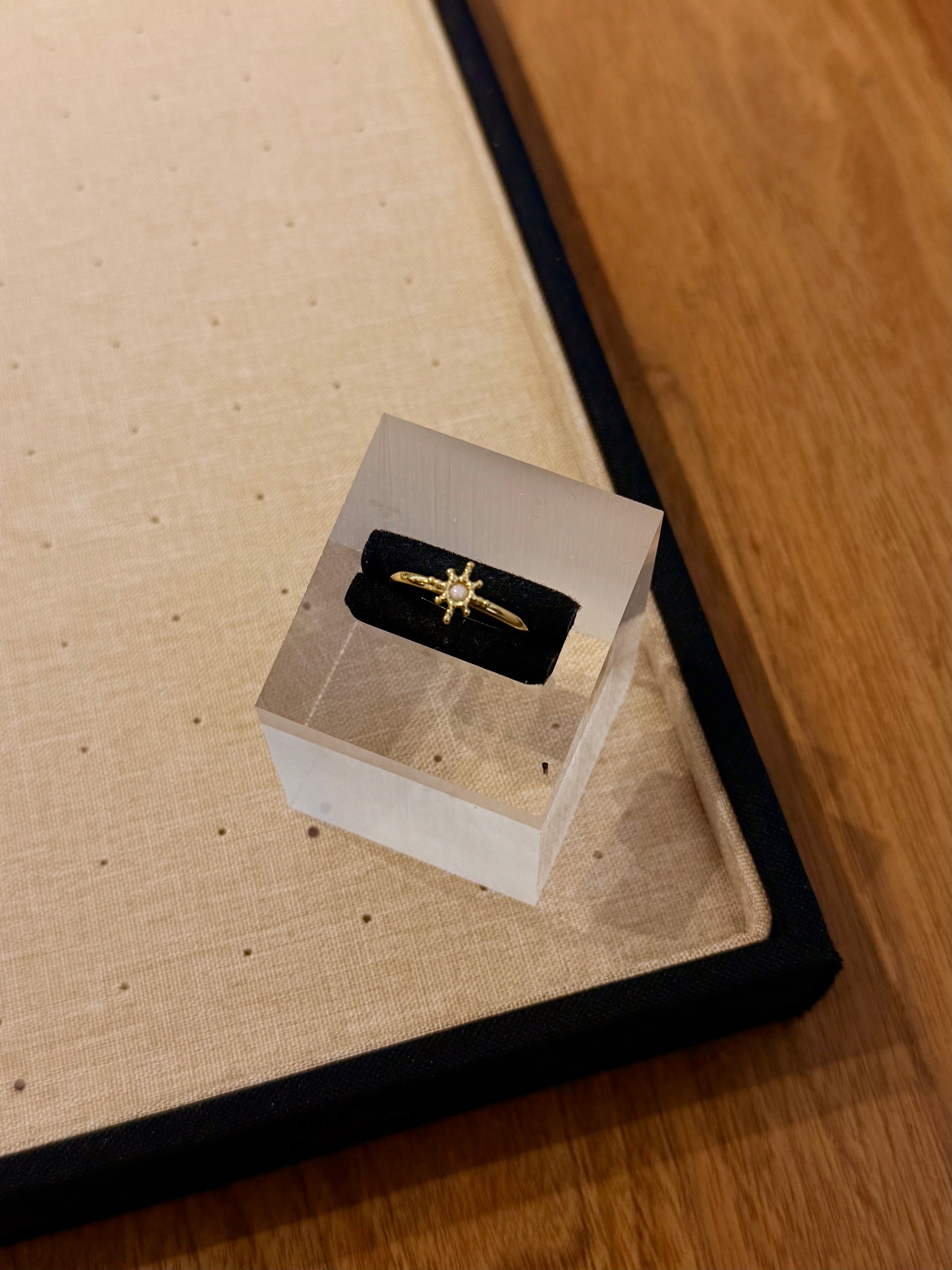 Starburst stainless steel ring