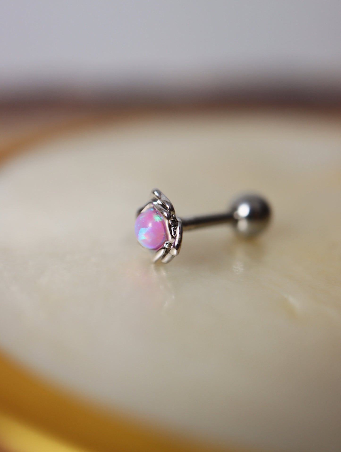 Opal Screw ball end piercing