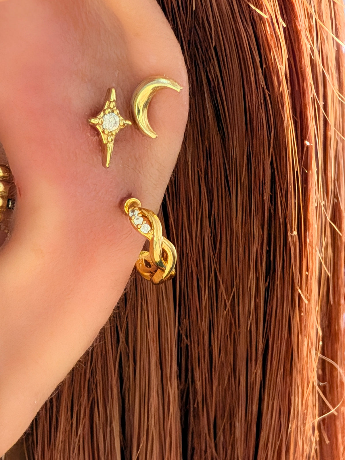 Twisted Wave Piercing Stud Surgical Steel Earring (1pc)