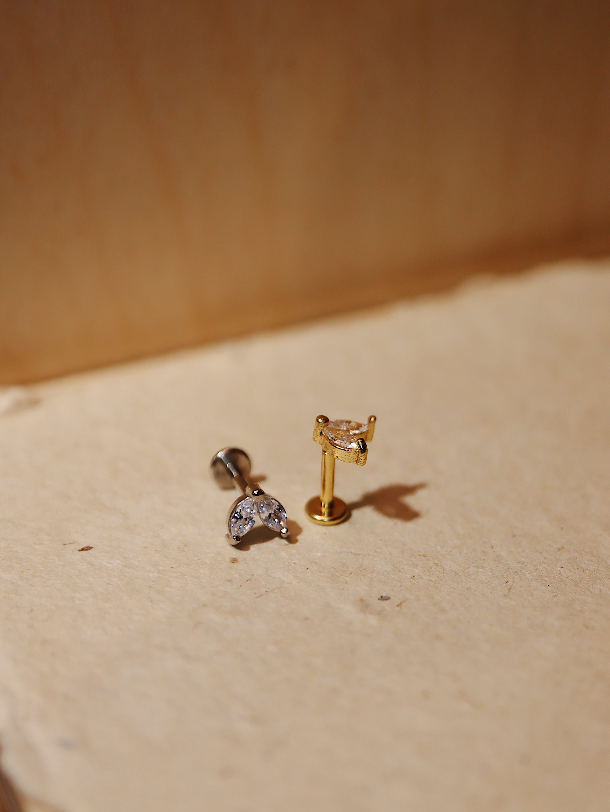 Push-pin stud pvd coating flat back earring
