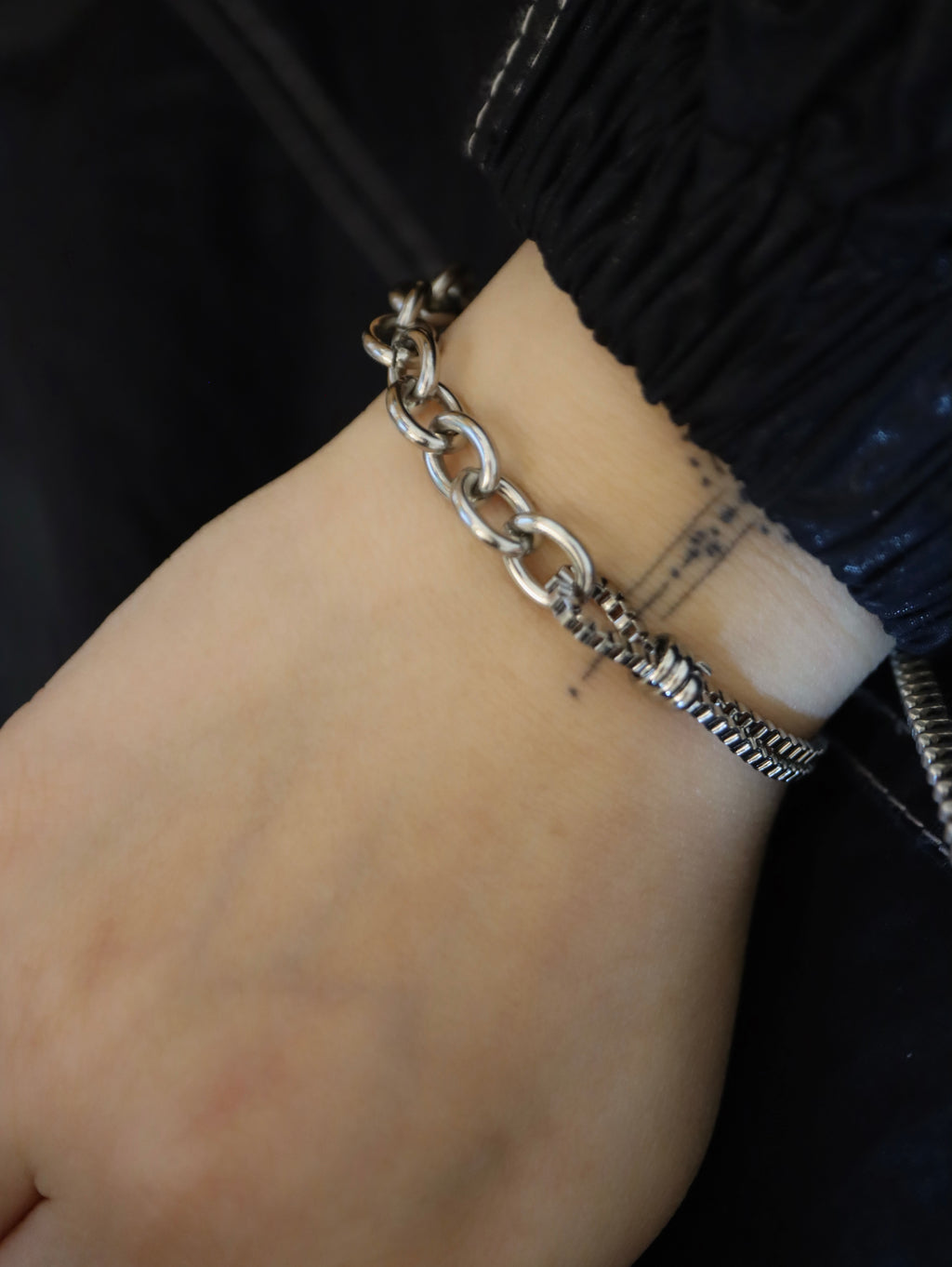 Interlock chain stainless steel bracelet