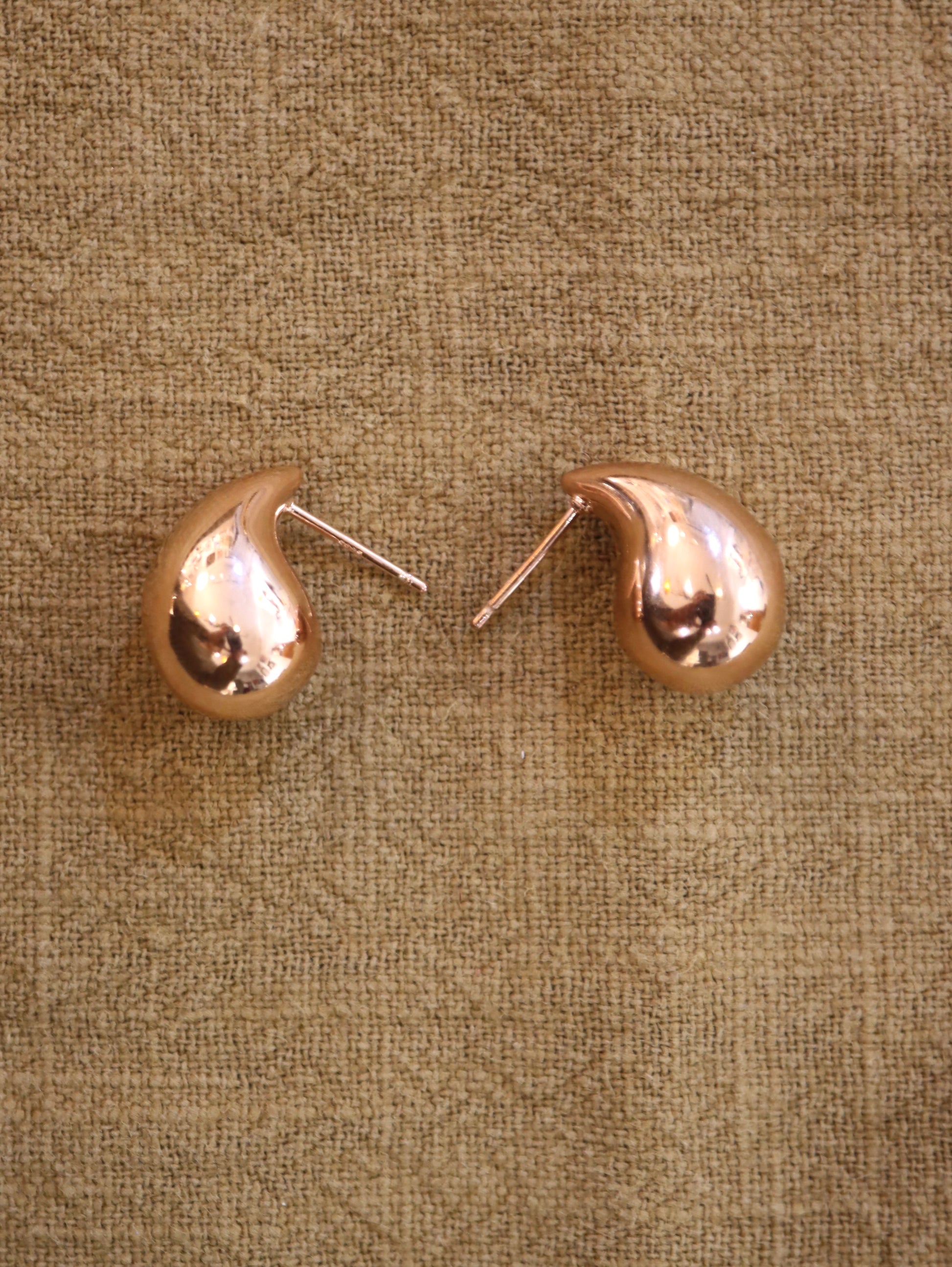 Waterdrop brass earrings