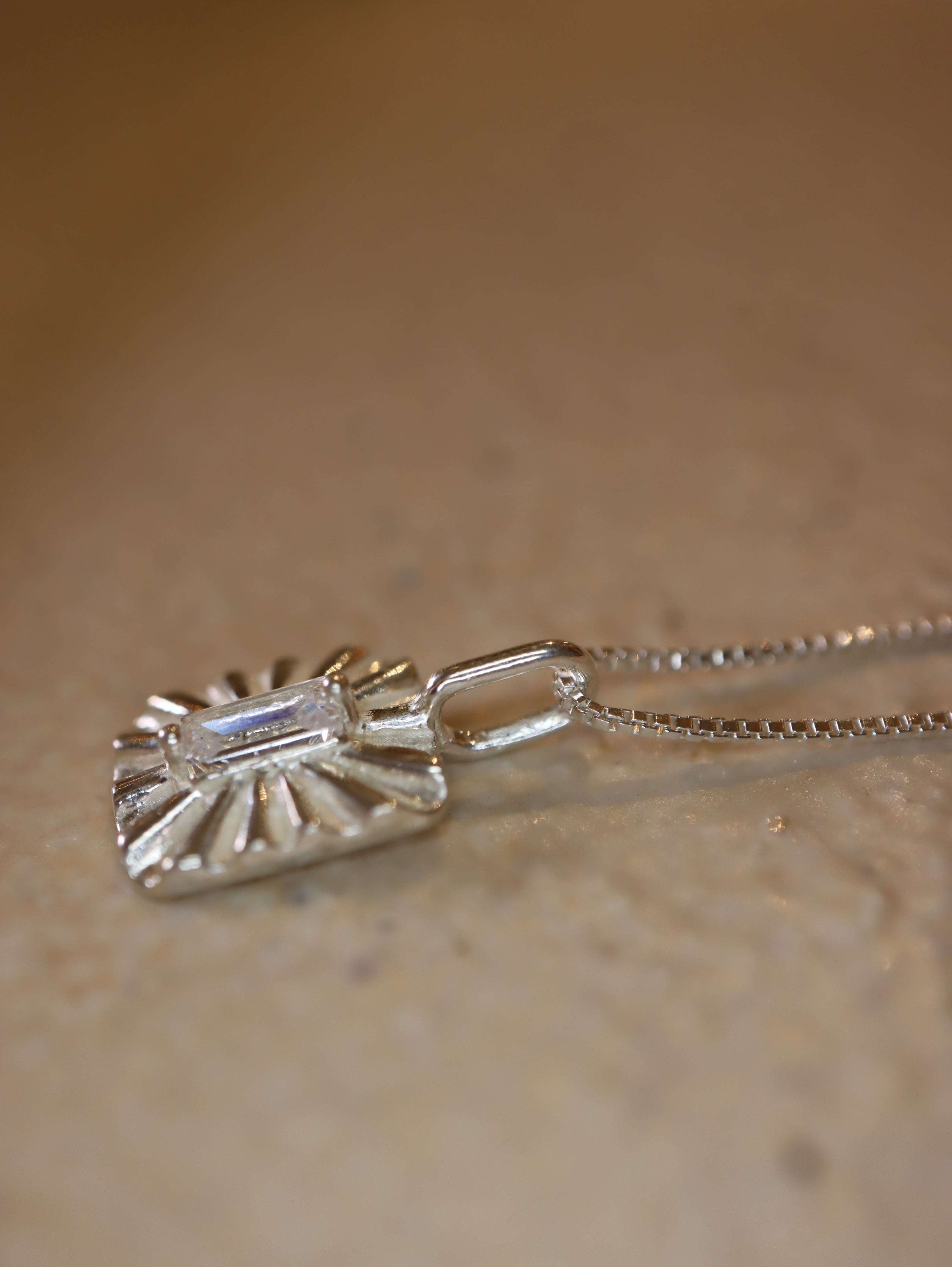 Stella Sunburst Pendant 925 Silver Necklace