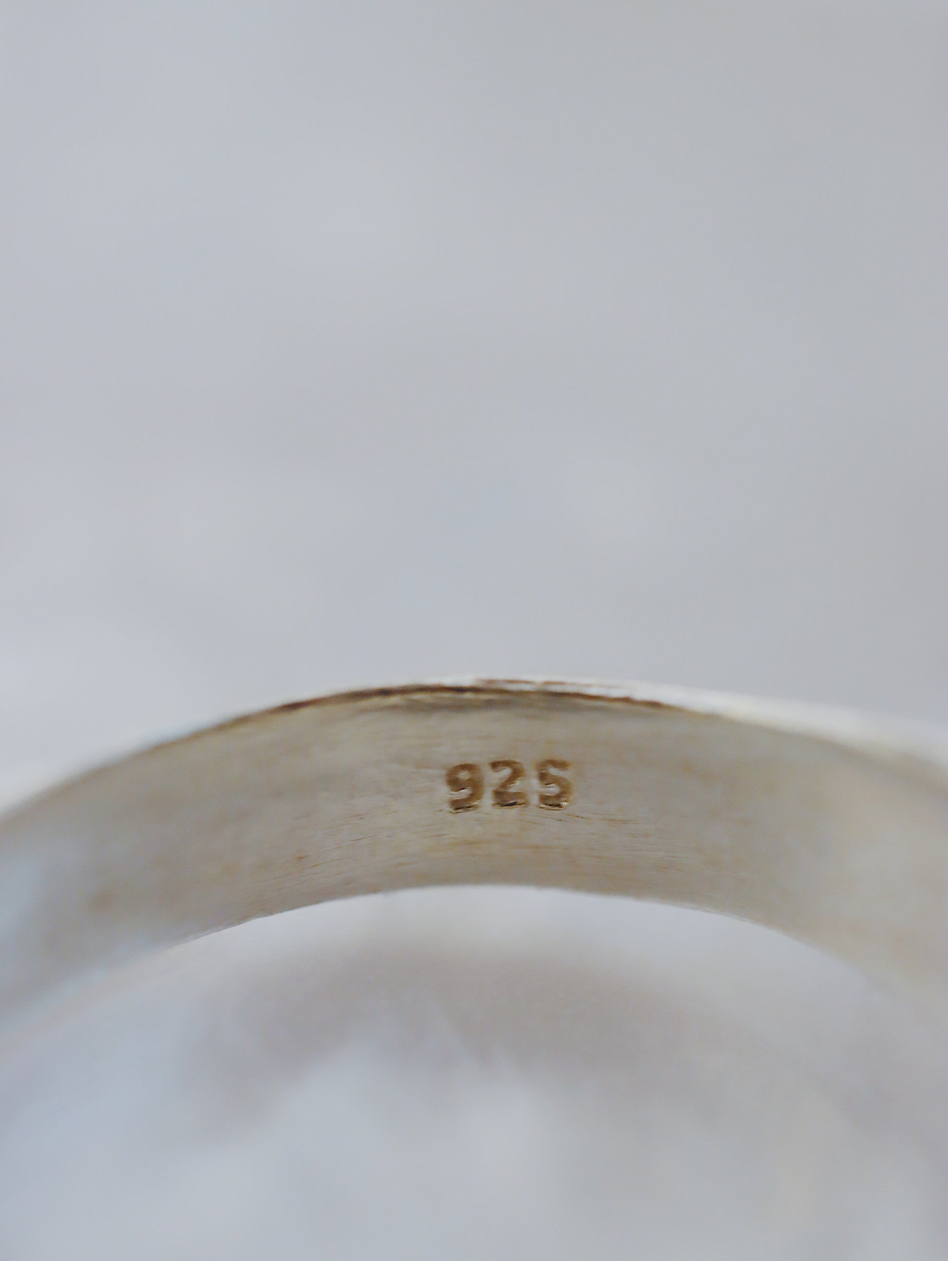 Silver925 hallow heart ring (free size)