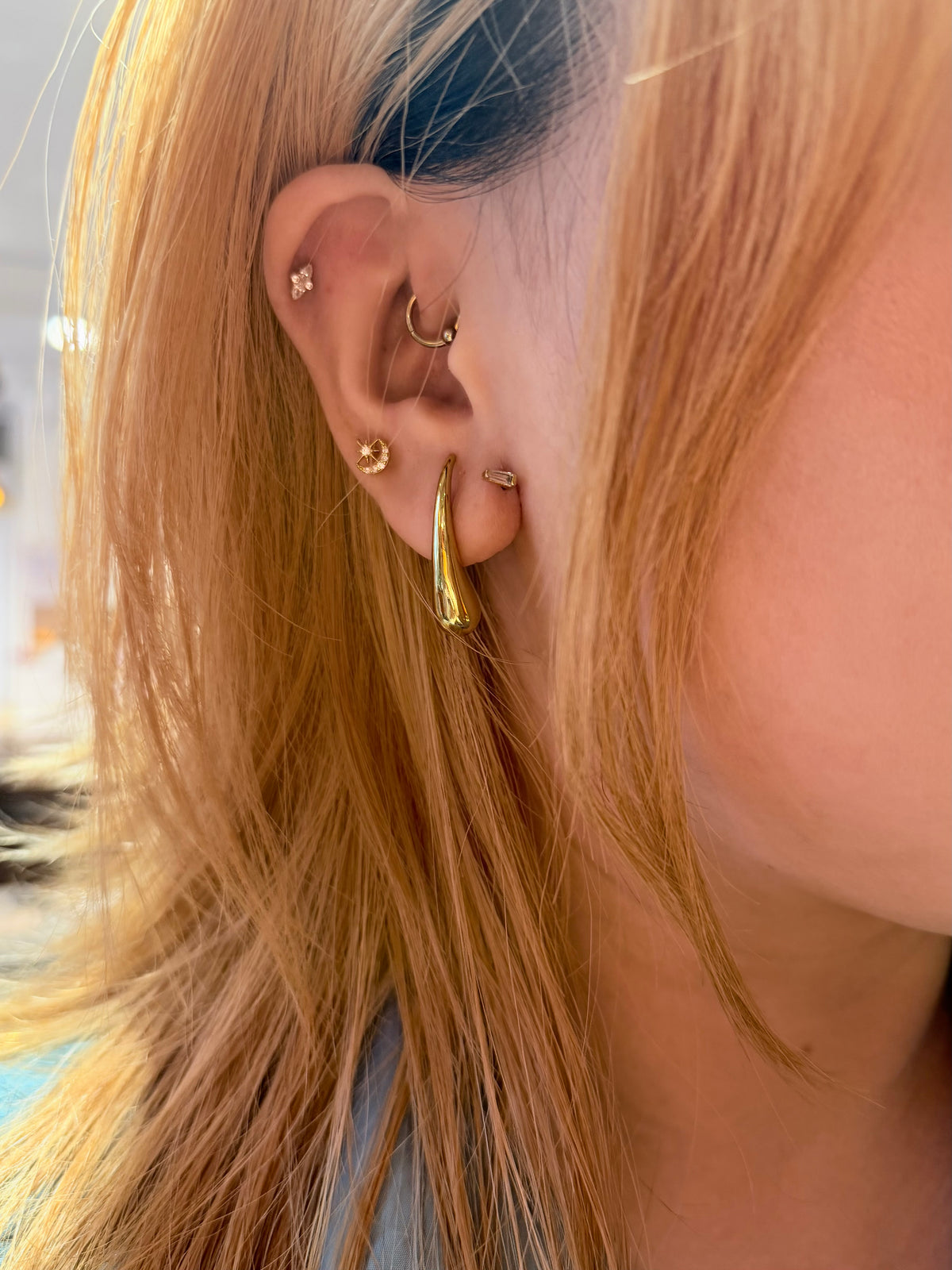 Curved Teardrop Lobe Stainless Steel Earrings