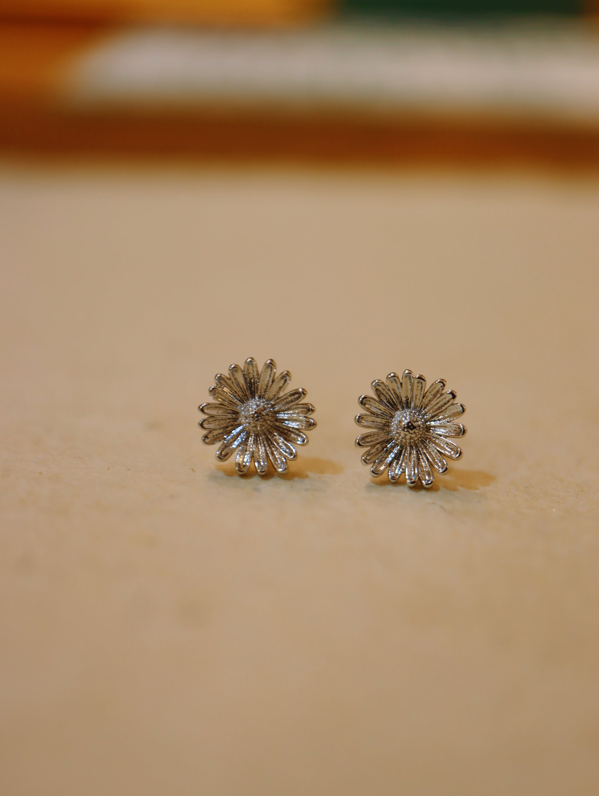 Daisy Bloom Stud Earrings