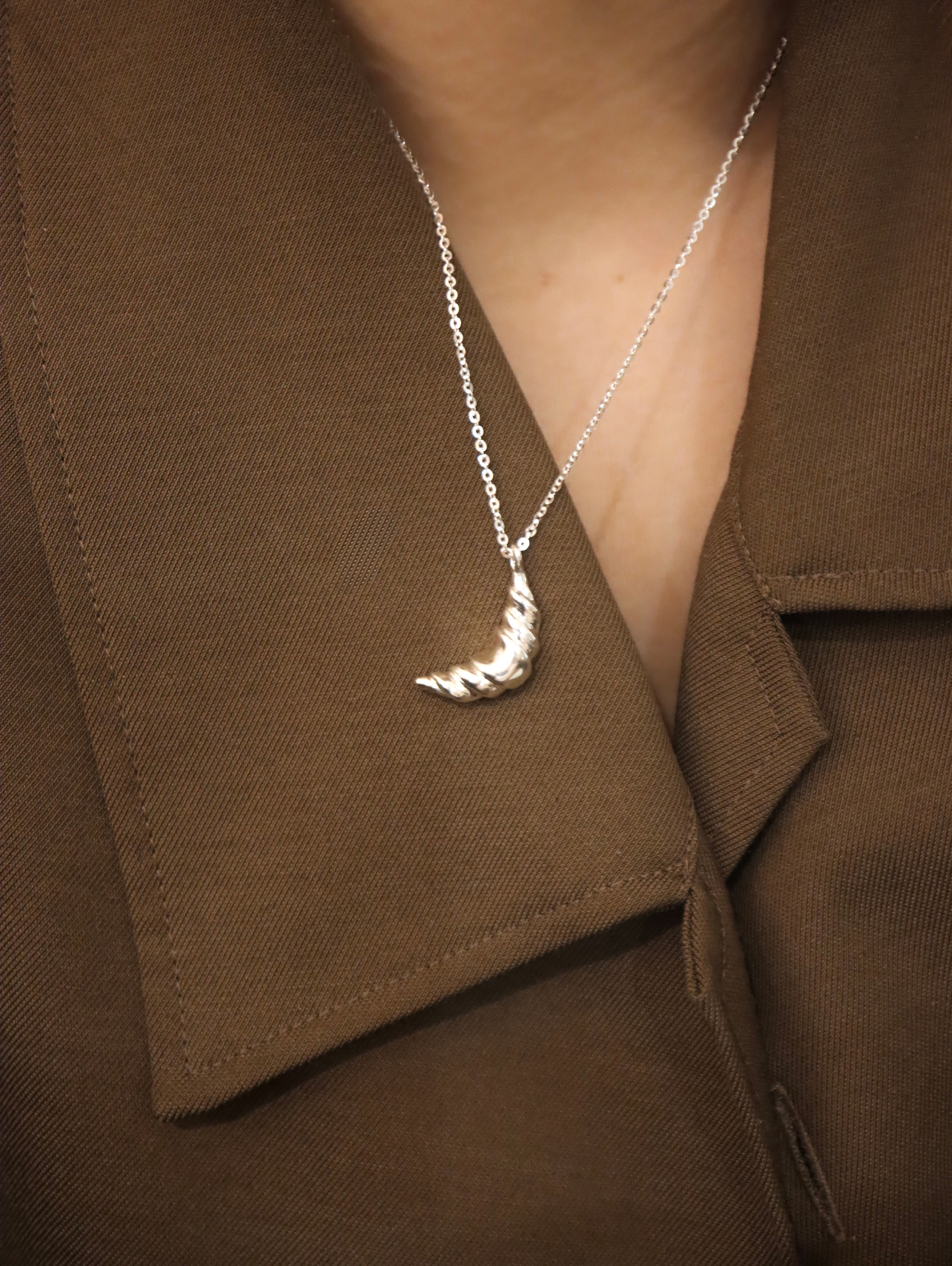 Croissant 925 silver long necklace