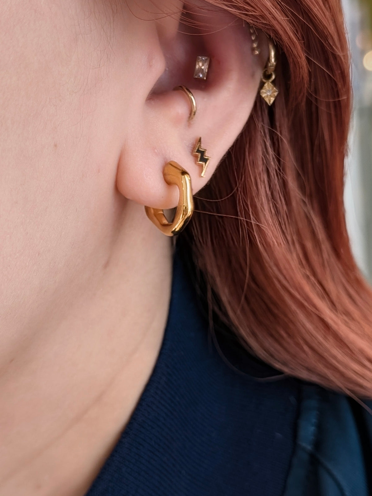 Stainless Steel Onda C-Hoops earrings