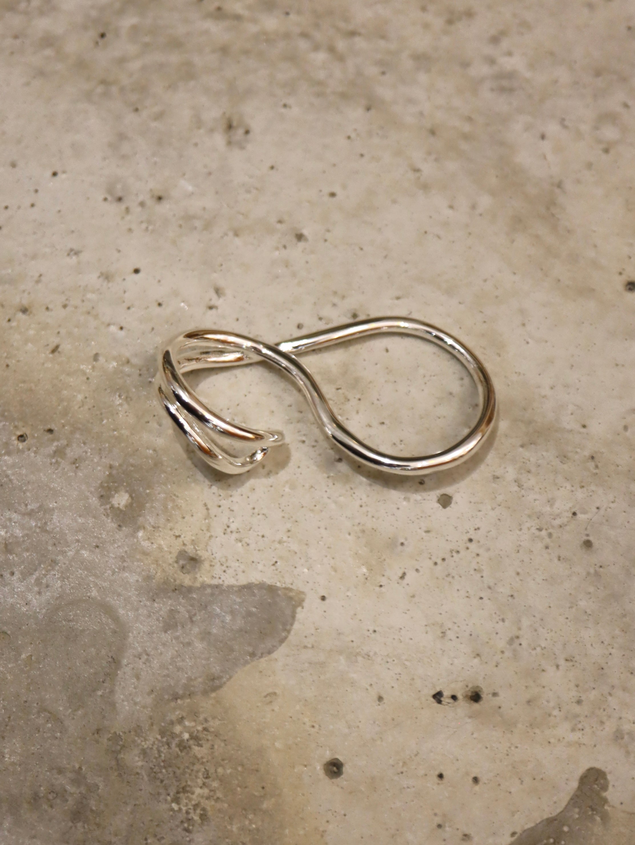 Infinity unisex double finger ring