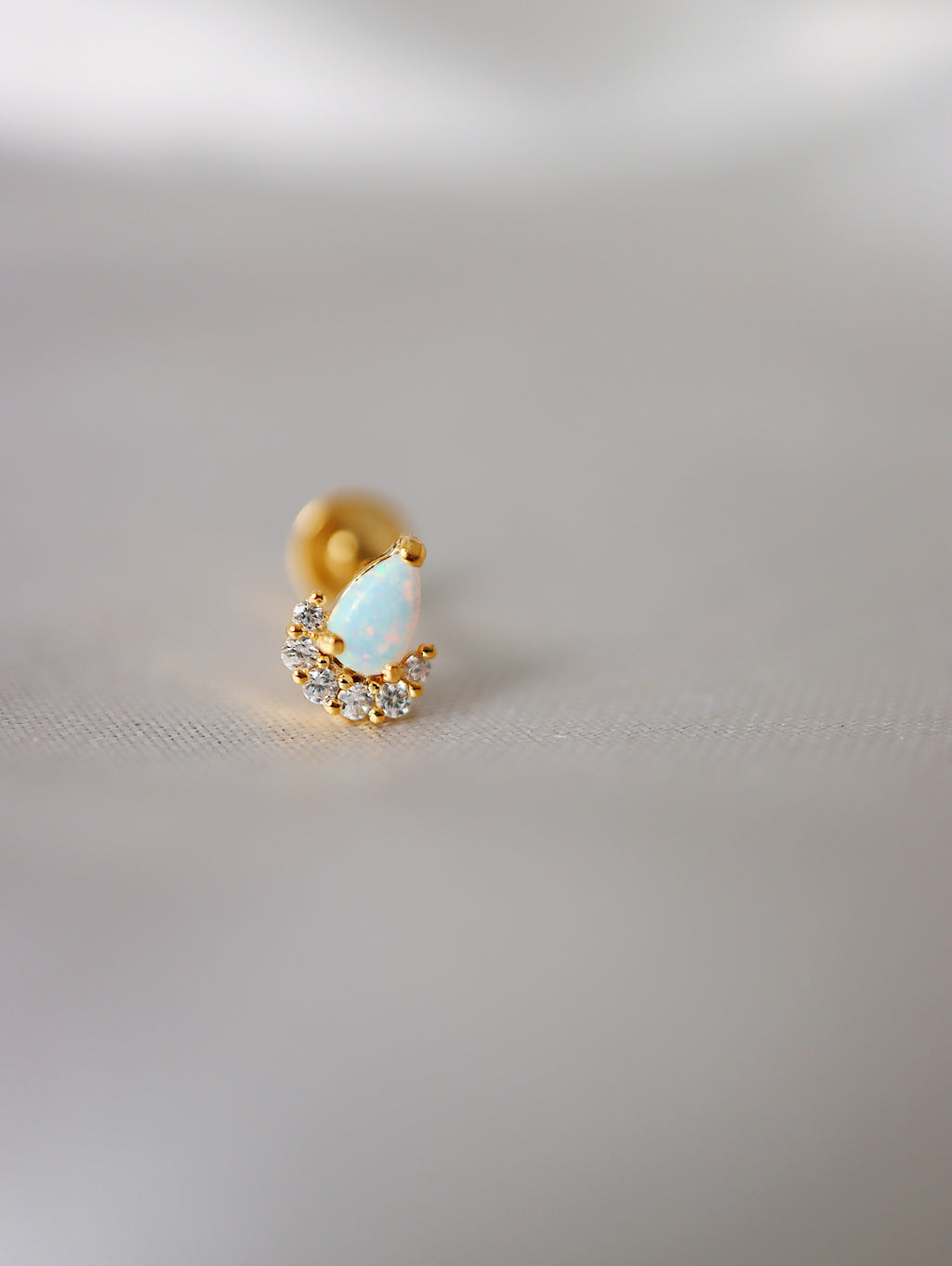 (Silver) Opal cz s925 flat back piercing