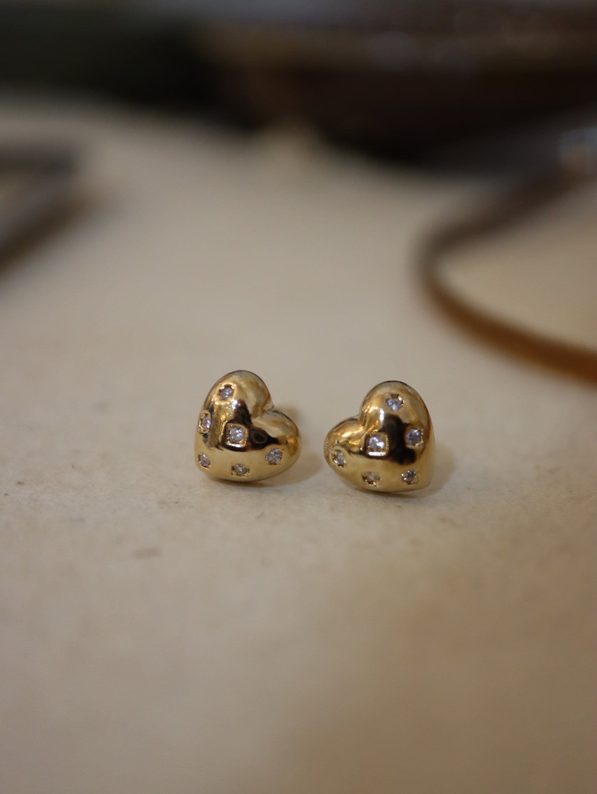 Heart stud earrings
