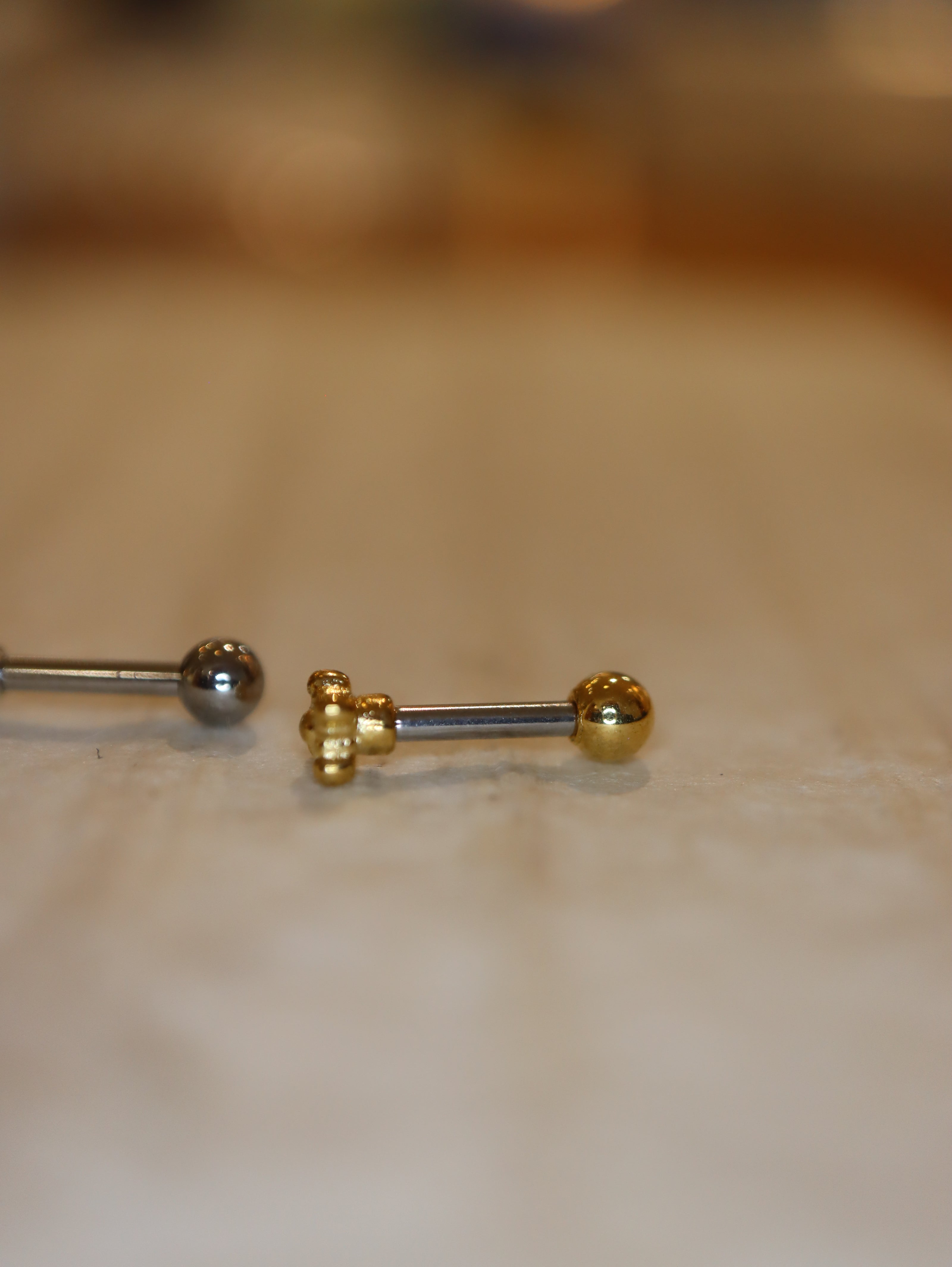 Cross bead stud surgical steel piercing (1pc)