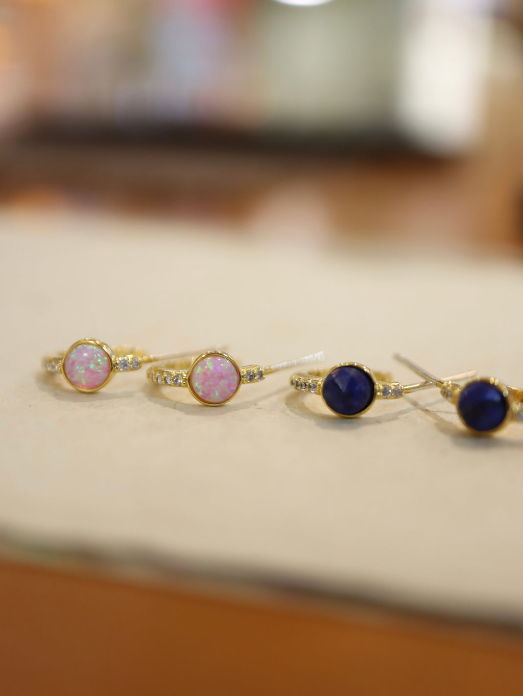 Round stone cz earrings