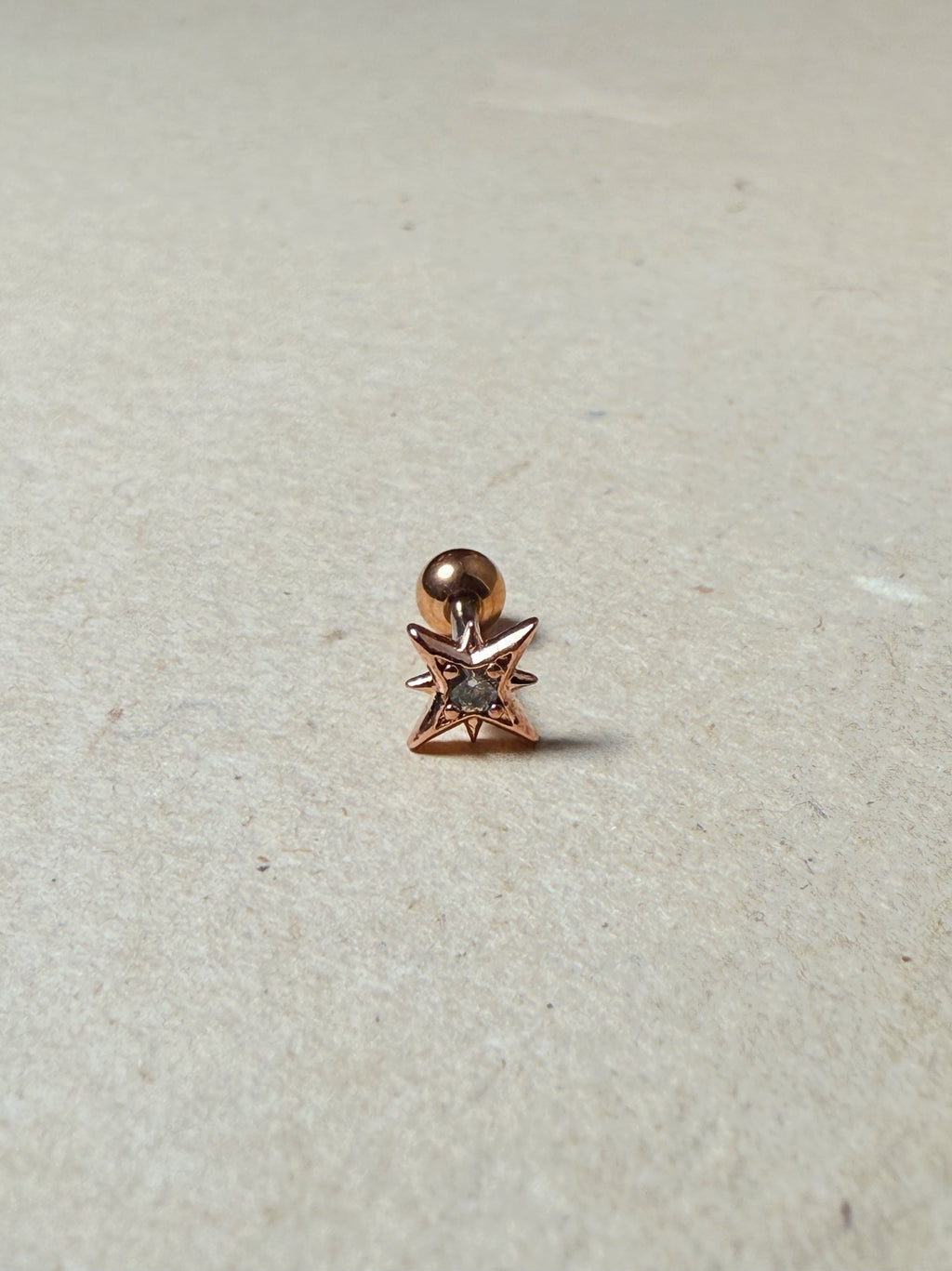 Sparkle ✨ cz surgical steel piercing