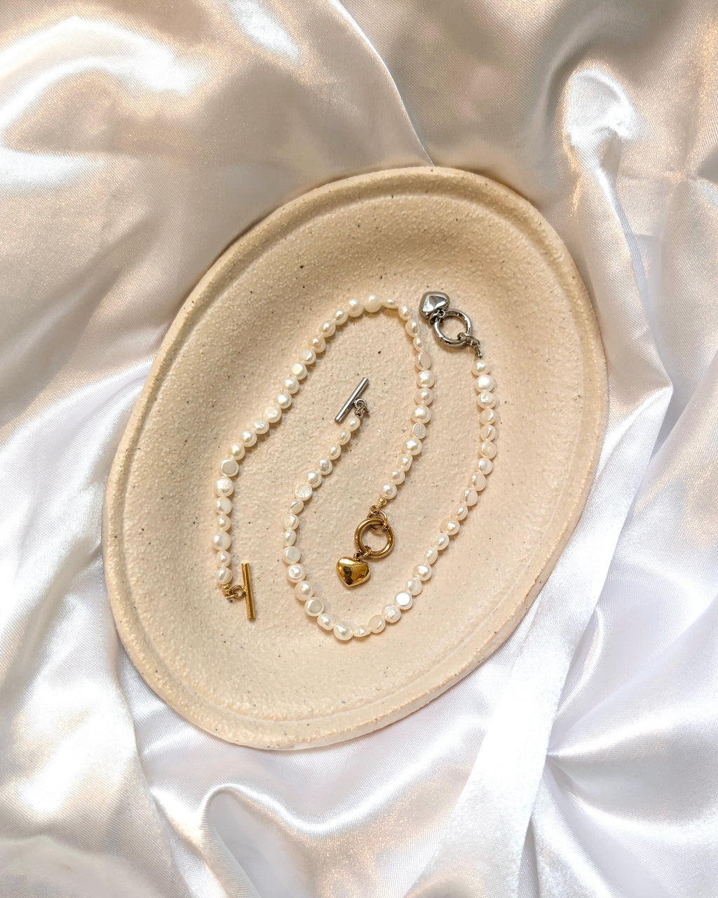 Fresh water pearl front lock heart bracelet