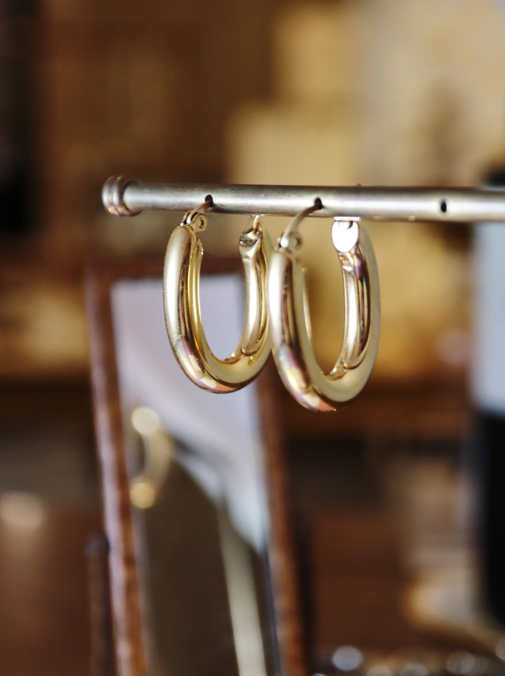 U shaped stainless steel hoop earrings
